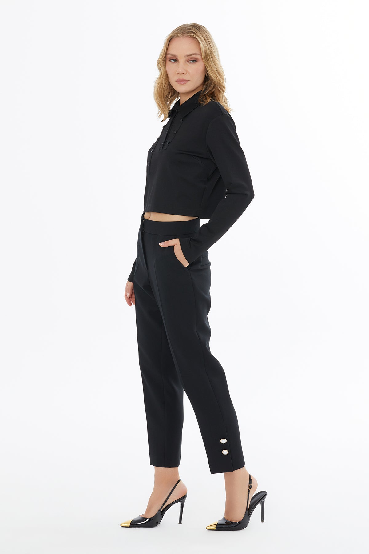 Düğme Detaylı Yüksek Bel Havuç Pantolon