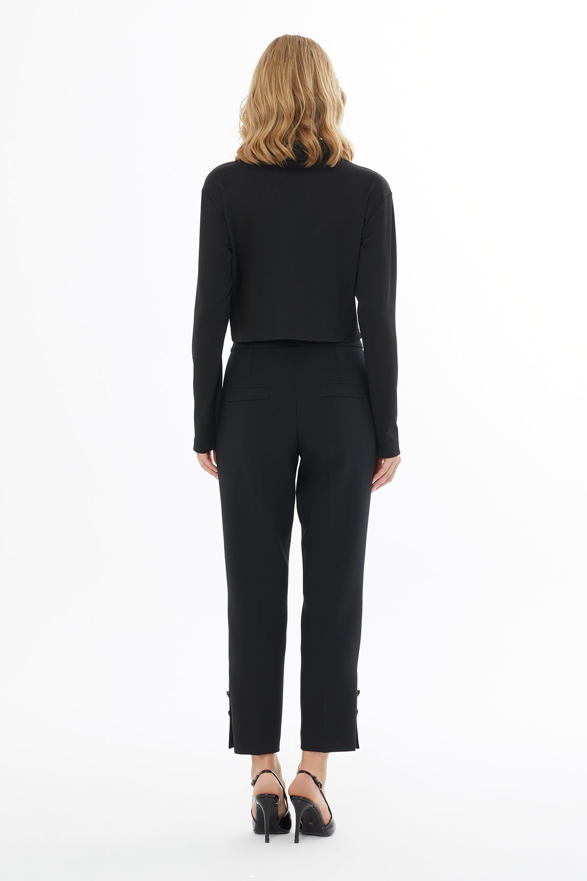 Düğme Detaylı Yüksek Bel Havuç Pantolon