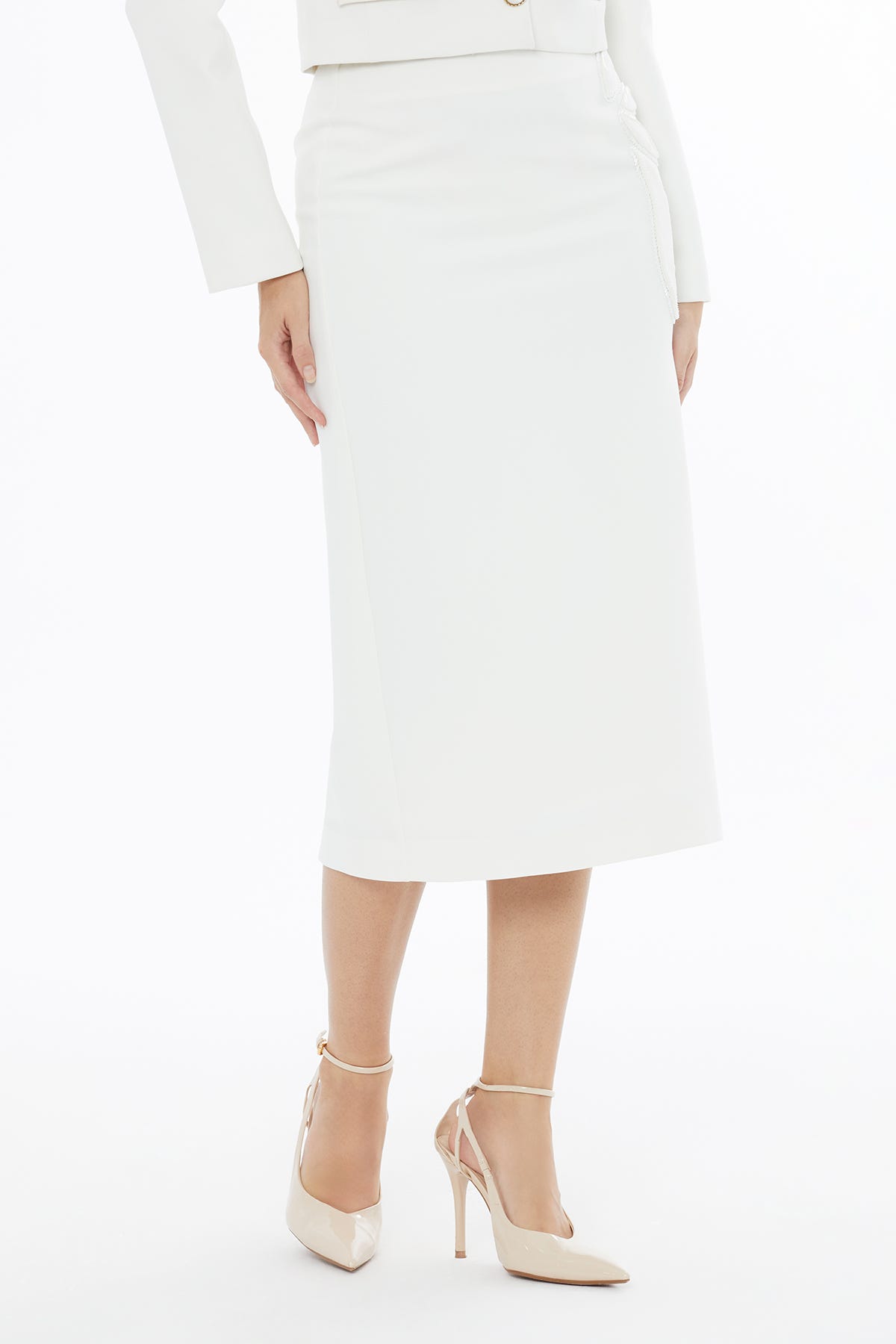 Arkadan Yırtmaçlı Önü Bocuk İşleme Detaylı Etek