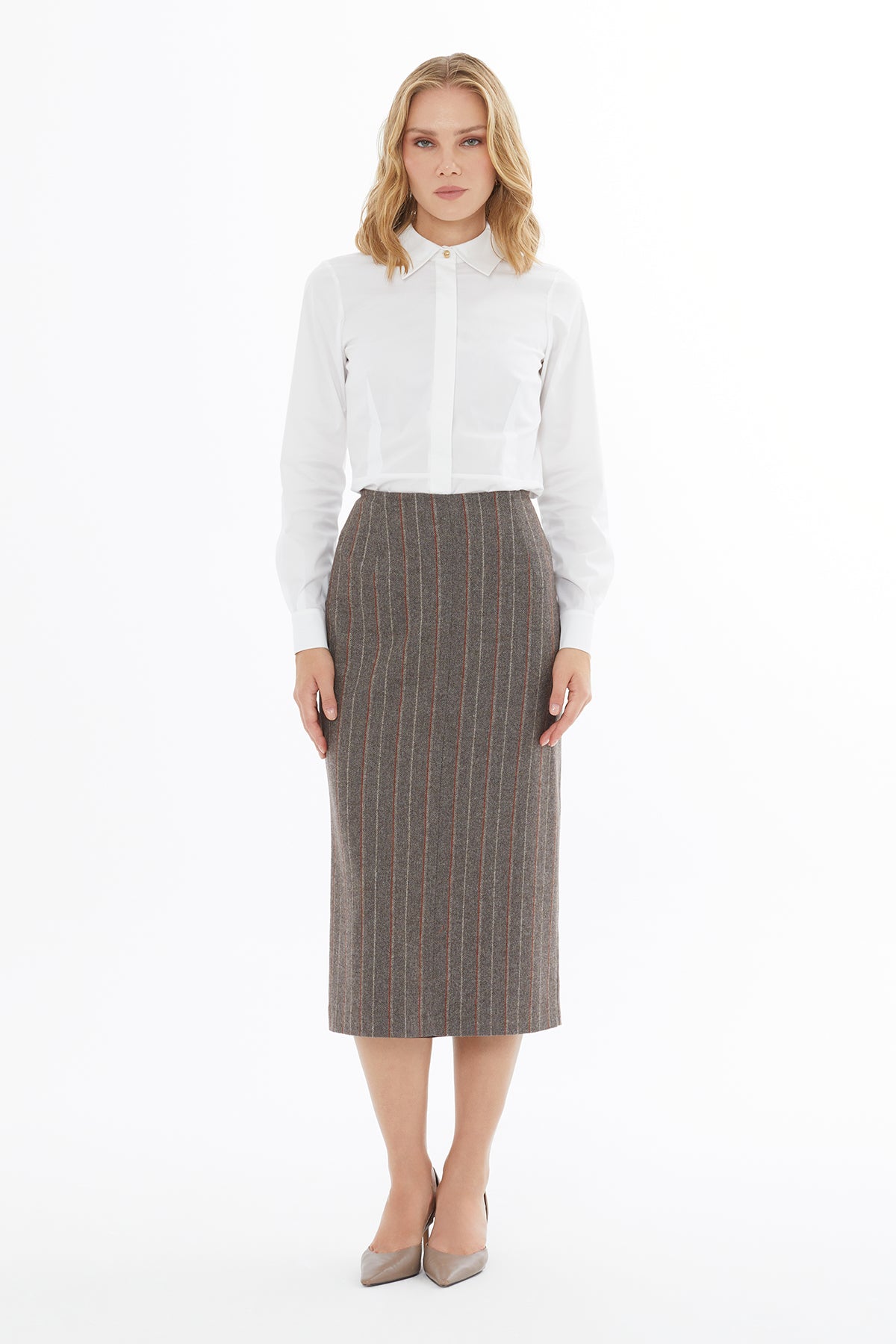 Arkası Fermuarlı Kapama Arkadan Yırtmaçlı Etek