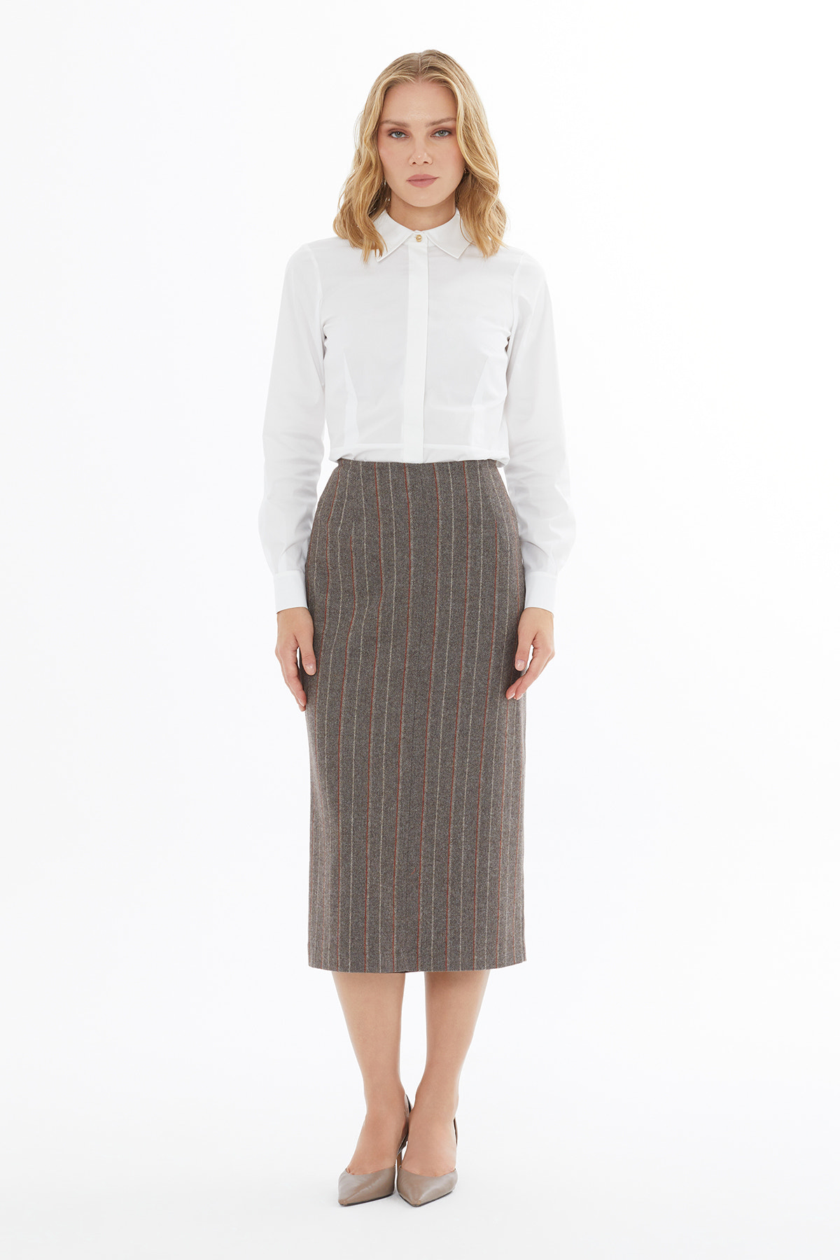 Arkası Fermuarlı Kapama Arkadan Yırtmaçlı Etek