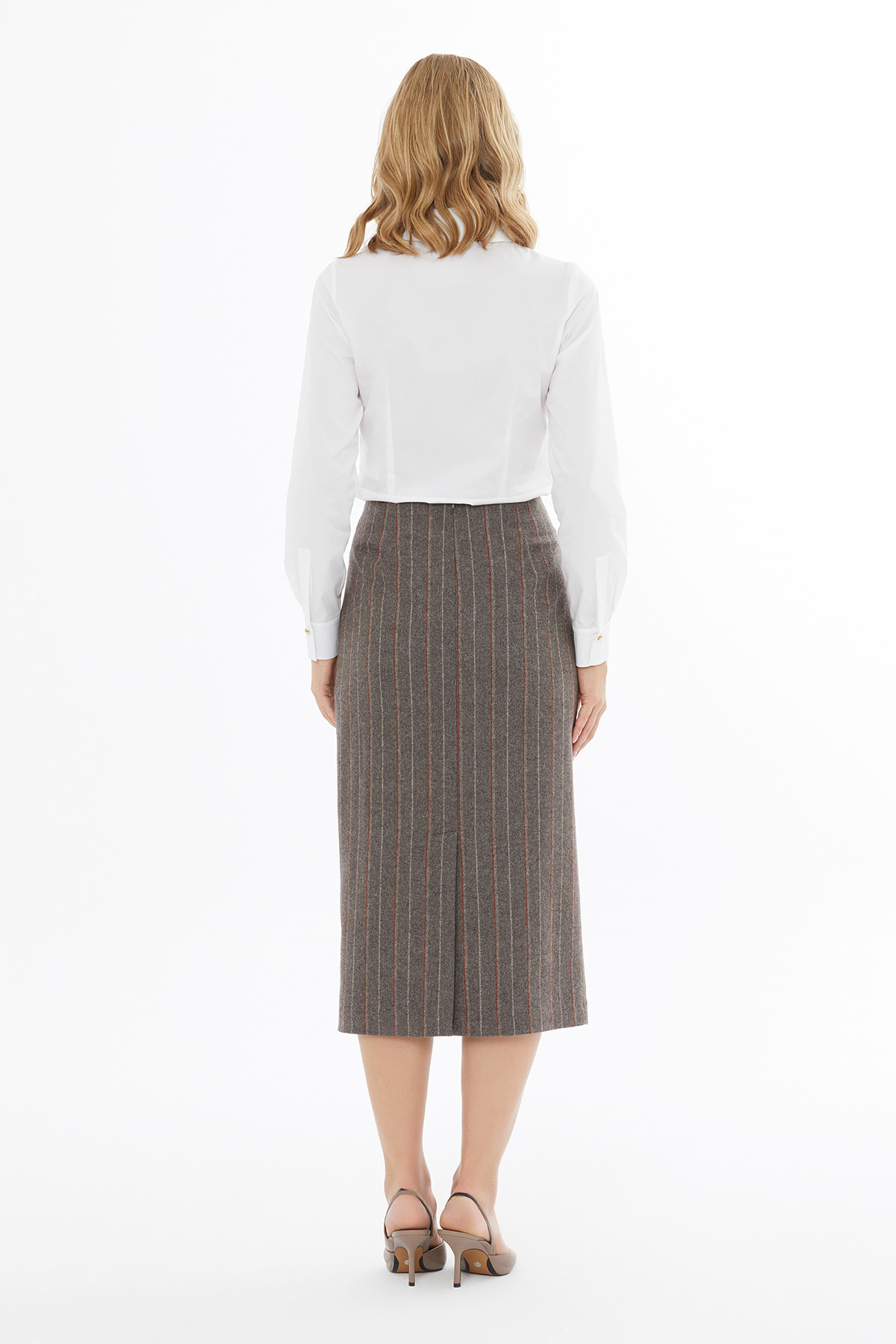 Arkası Fermuarlı Kapama Arkadan Yırtmaçlı Etek