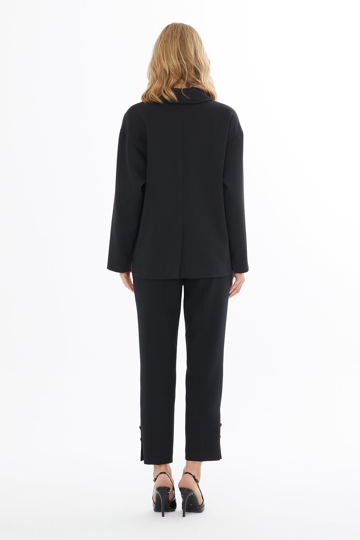 Fileto Cep Detaylı Mono Kapamalı Ceket