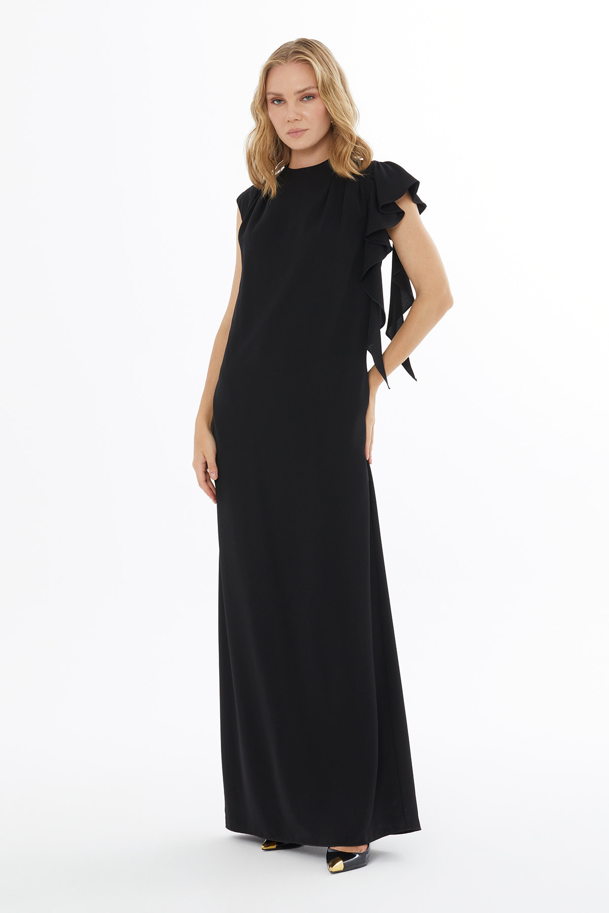 Sol Kol Fırfır Detaylı Arkası Yırtmaç Detaylı Sıfır Kol Uzun Elbise