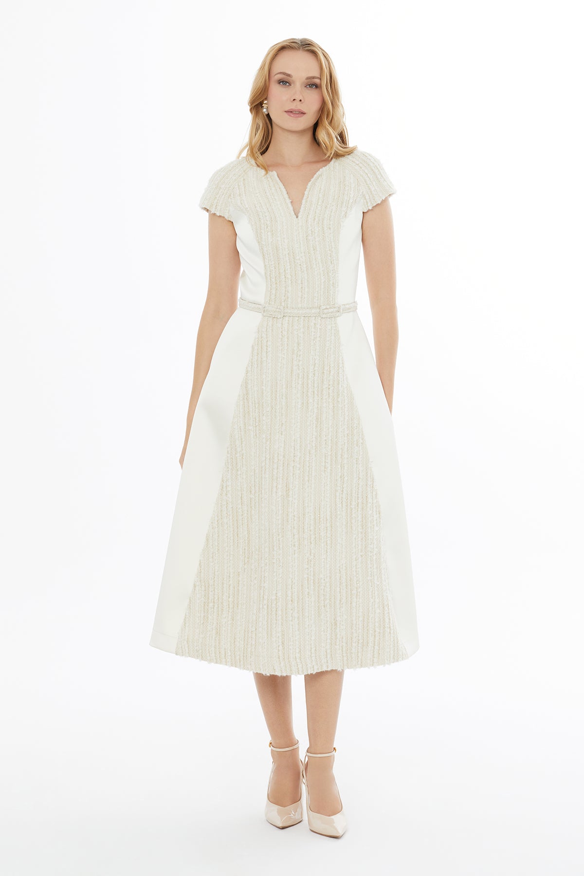 V Yaka Fermuar Kapamalı Kısa Kol Elbise