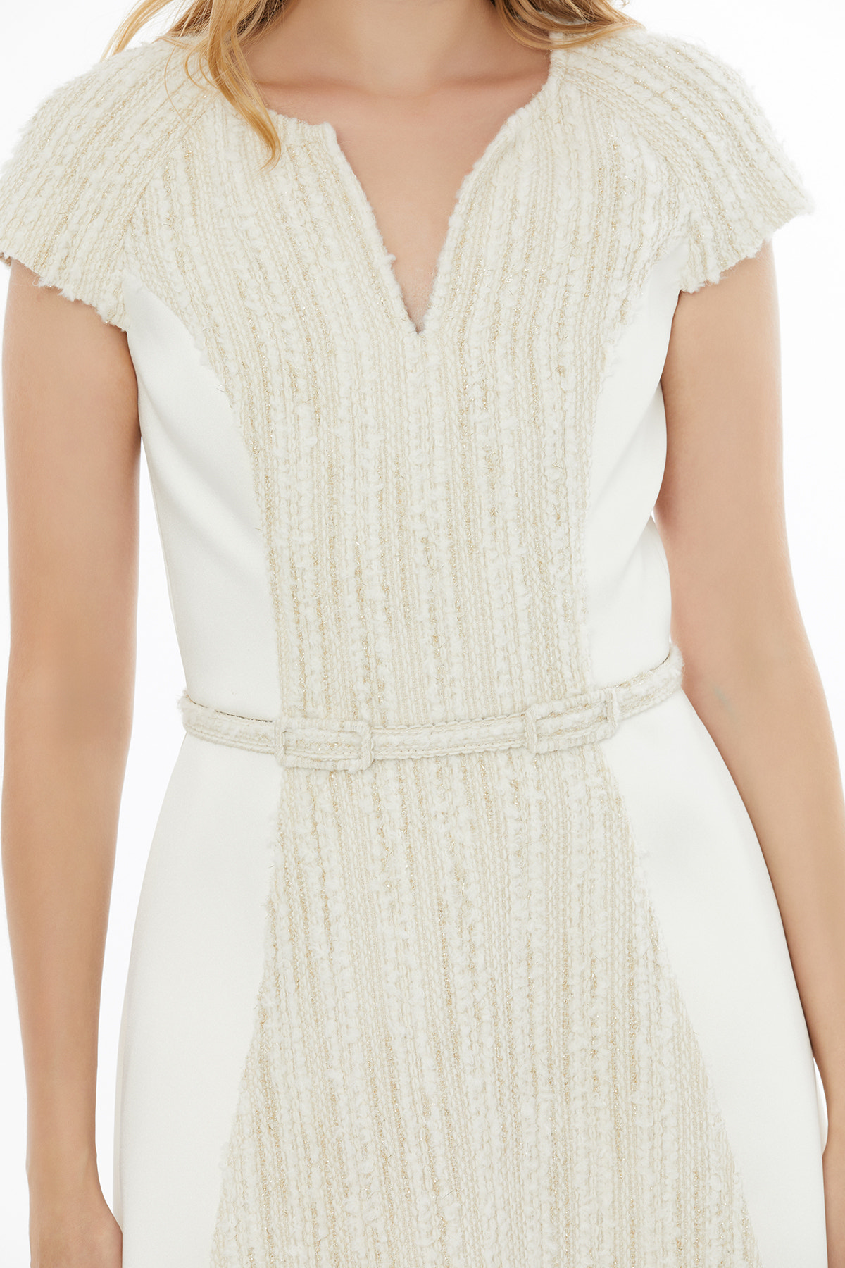 V Yaka Fermuar Kapamalı Kısa Kol Midi Elbise