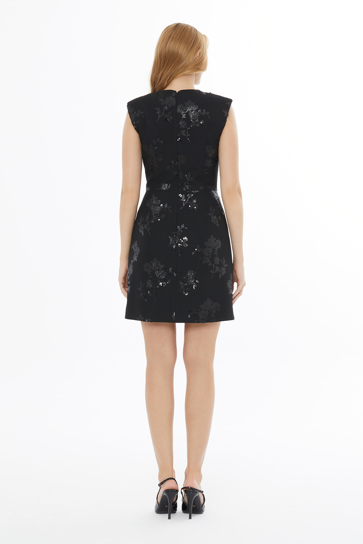 V Yaka Arkadan Fermuarlı Sıfır Kol Mini Elbise