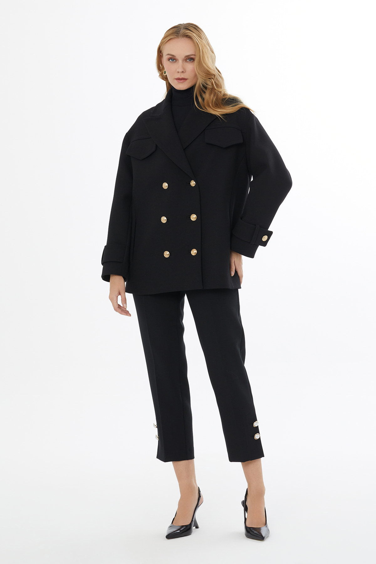 Erkek Yakalı Cepli Düğme Kapamalı Uzun Kollu Ceket