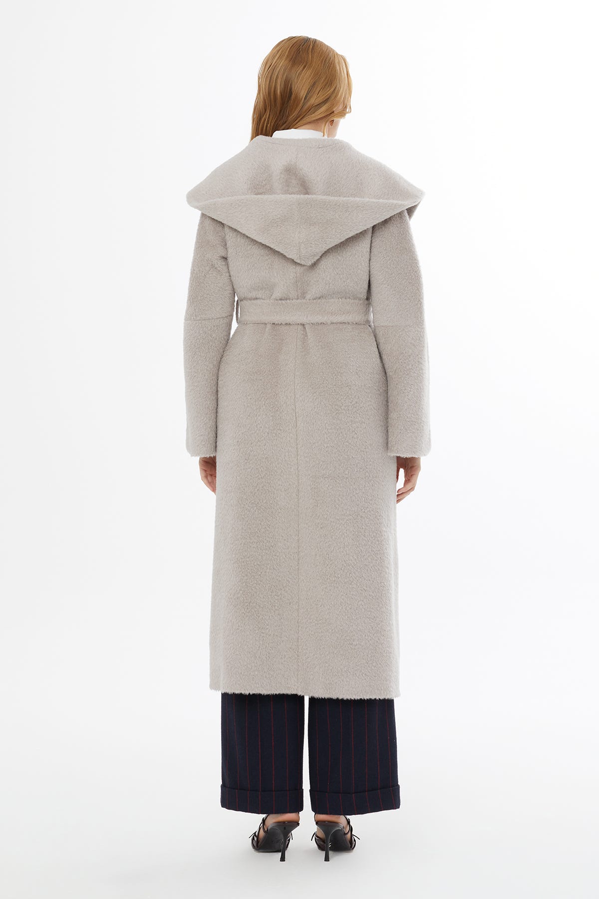 Kapuşon Detaylı Kemer Kapamalı Kaban