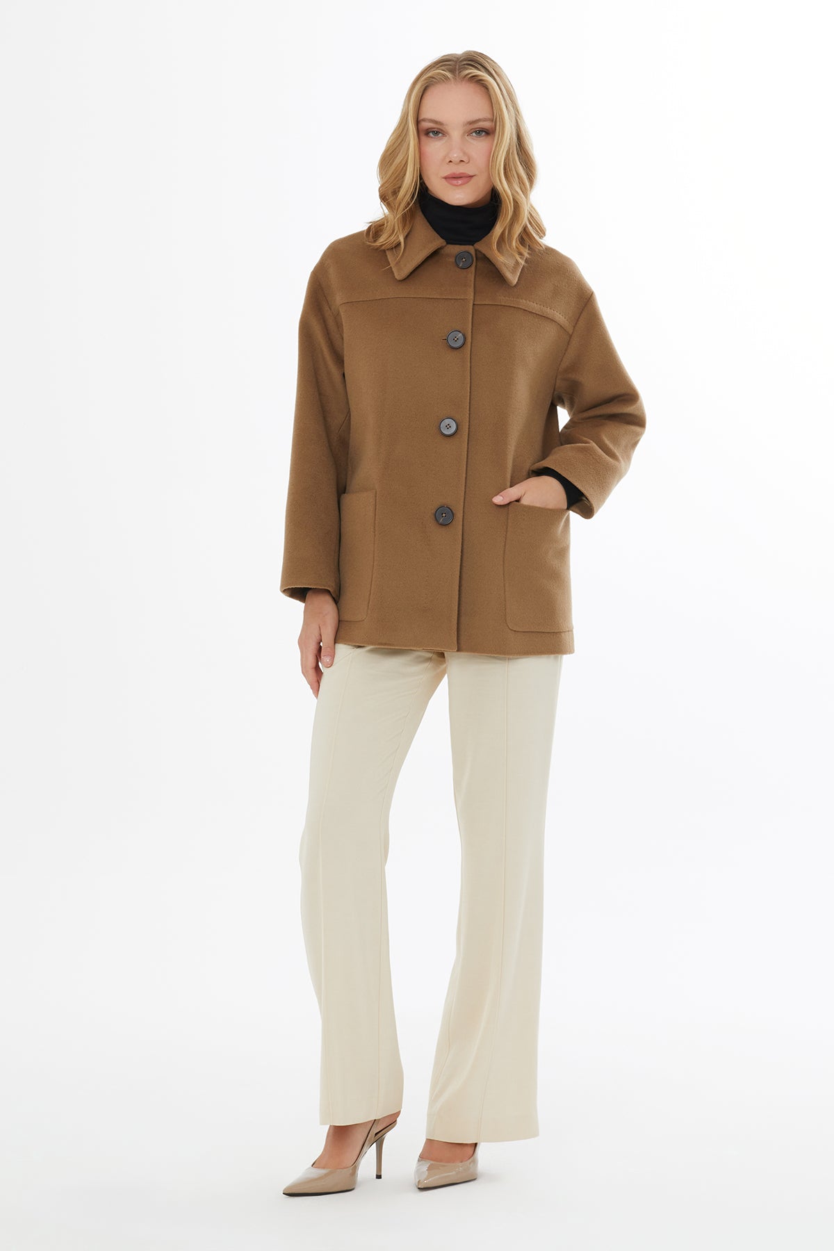 Gömlek Yaka Aplike Cepli Ceket