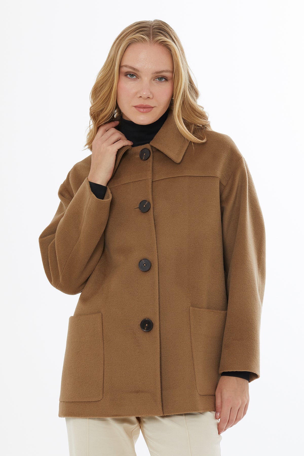 Gömlek Yaka Aplike Cepli Ceket