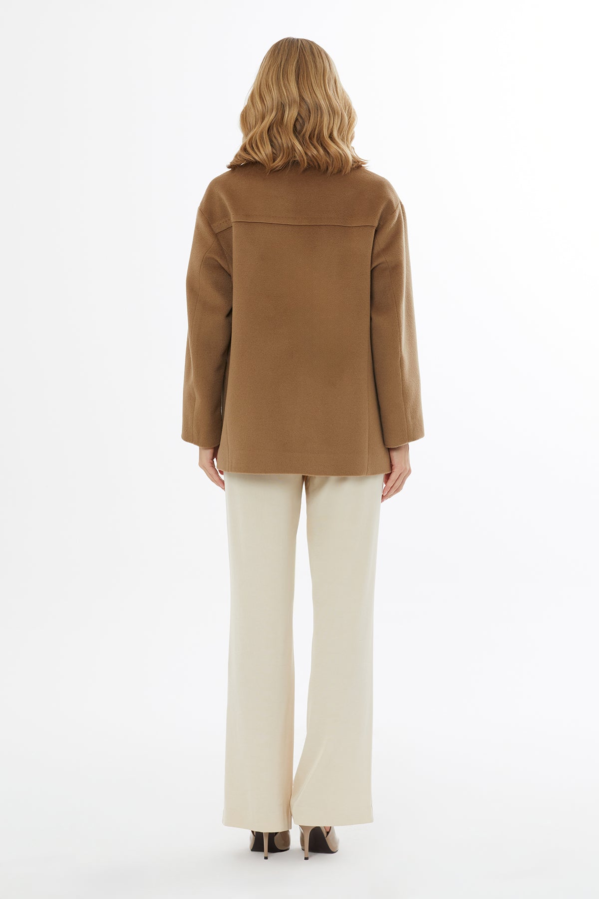 Gömlek Yaka Aplike Cepli Ceket