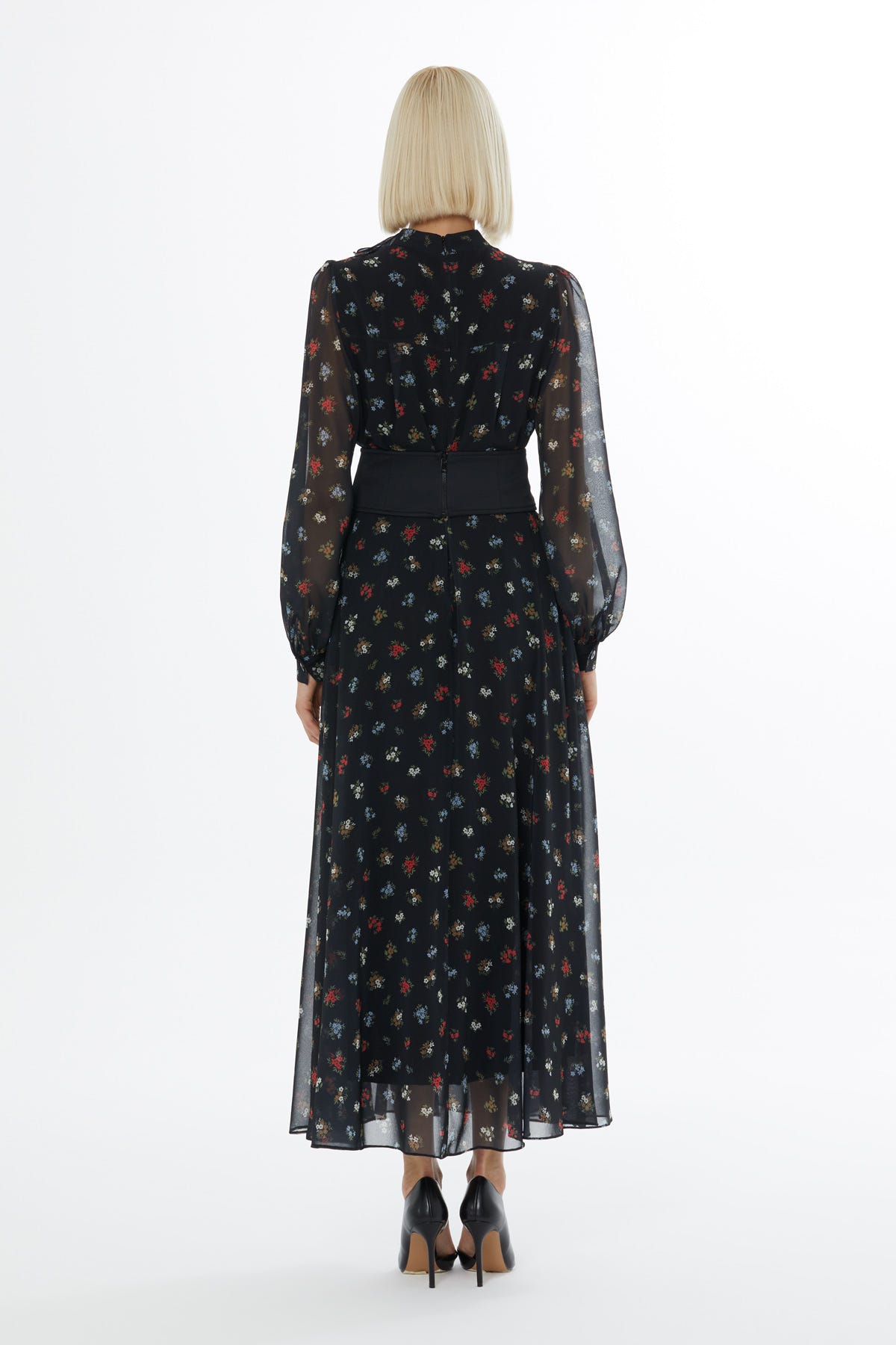 Gül Detaylı Desenli Maxi Elbise