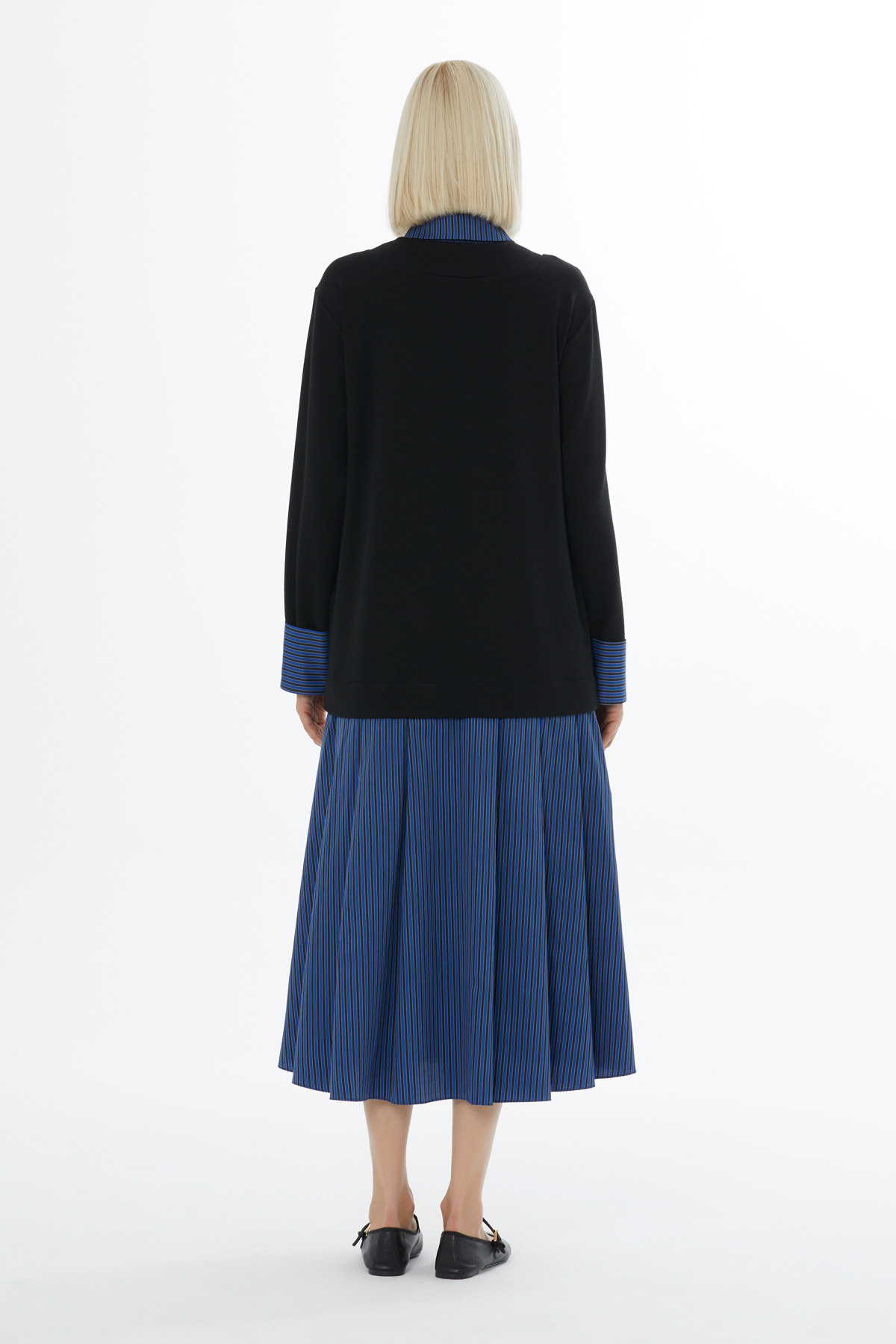 Uzun Kollu  Yakalı  Gömlek Detaylı  Uzun Elbise