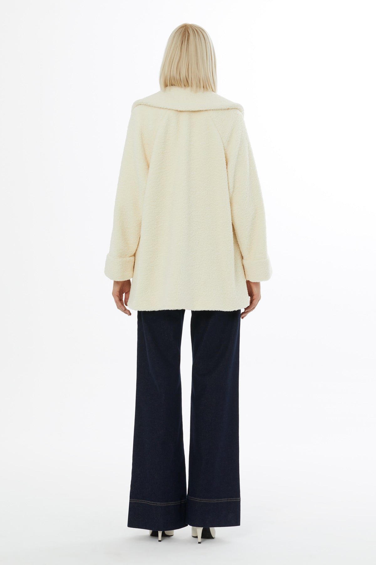 Kruvaze Kesim Duble Kollu Oversıze Peluş Ekru Kaban