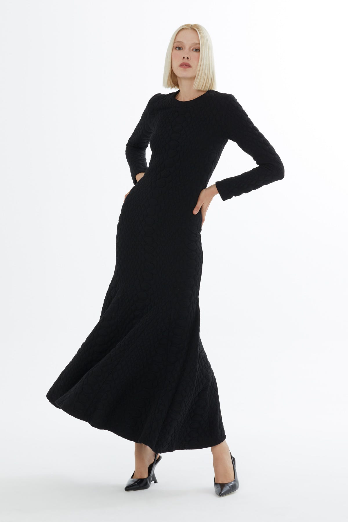 Volan Detaylı Maxi Boy Yılan Desenli  Örme Elbise