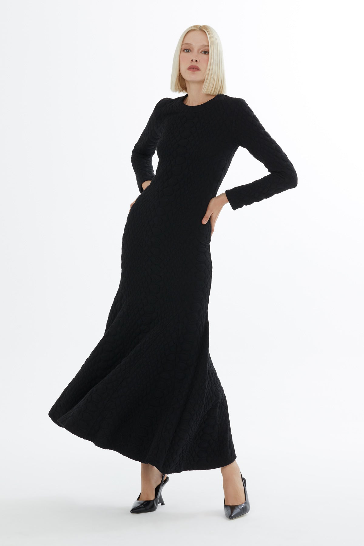 Volan Detaylı Maxi Boy Yılan Desenli  Örme Elbise