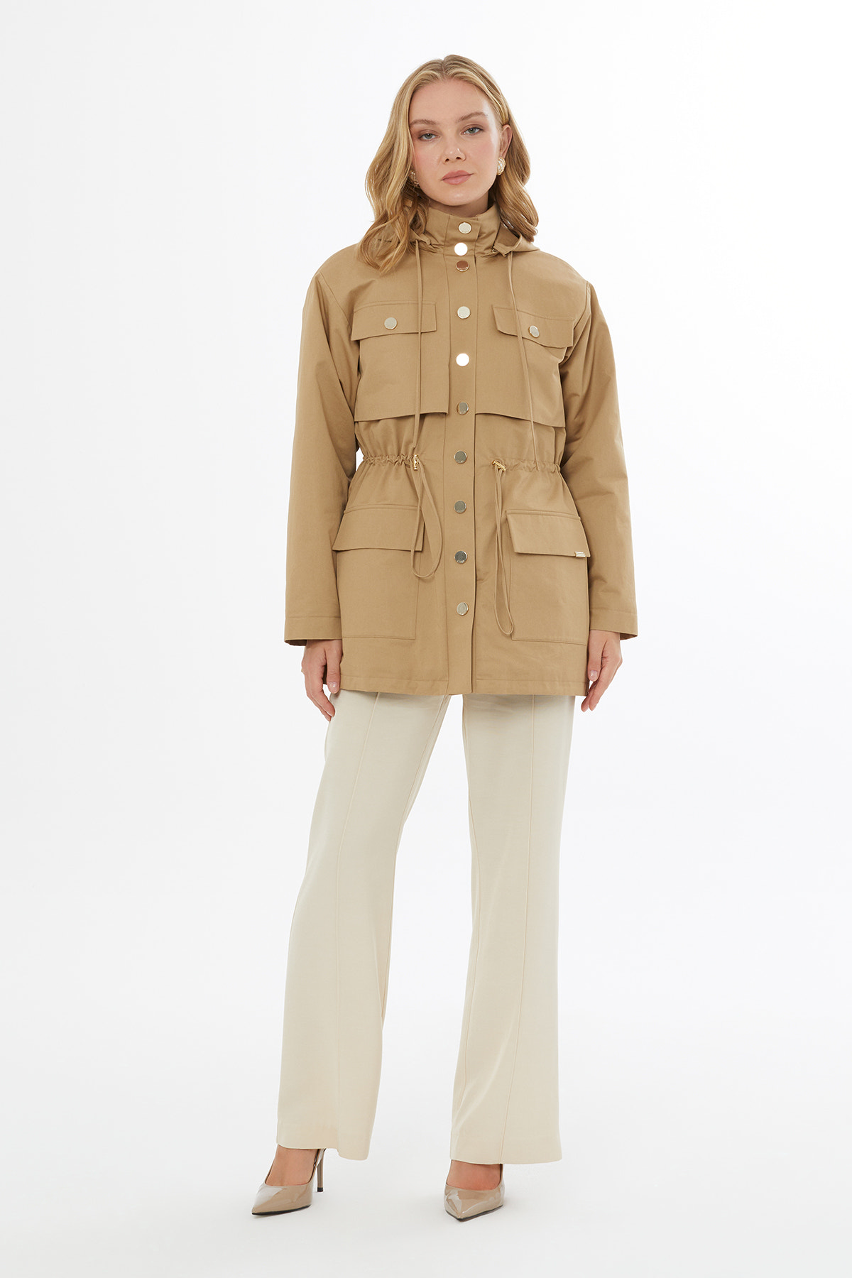 Önden Çıtçıtlı Koldan Büzgülü Stoperli Ceket