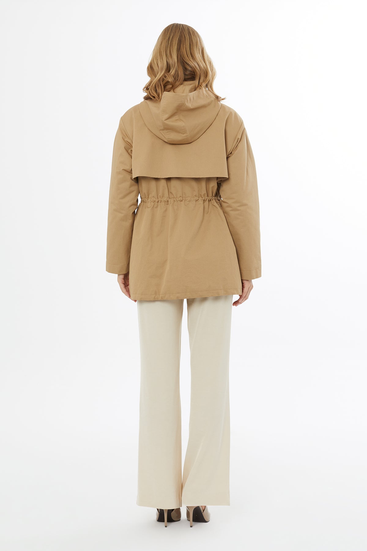 Önden Çıtçıtlı Koldan Büzgülü Stoperli Ceket