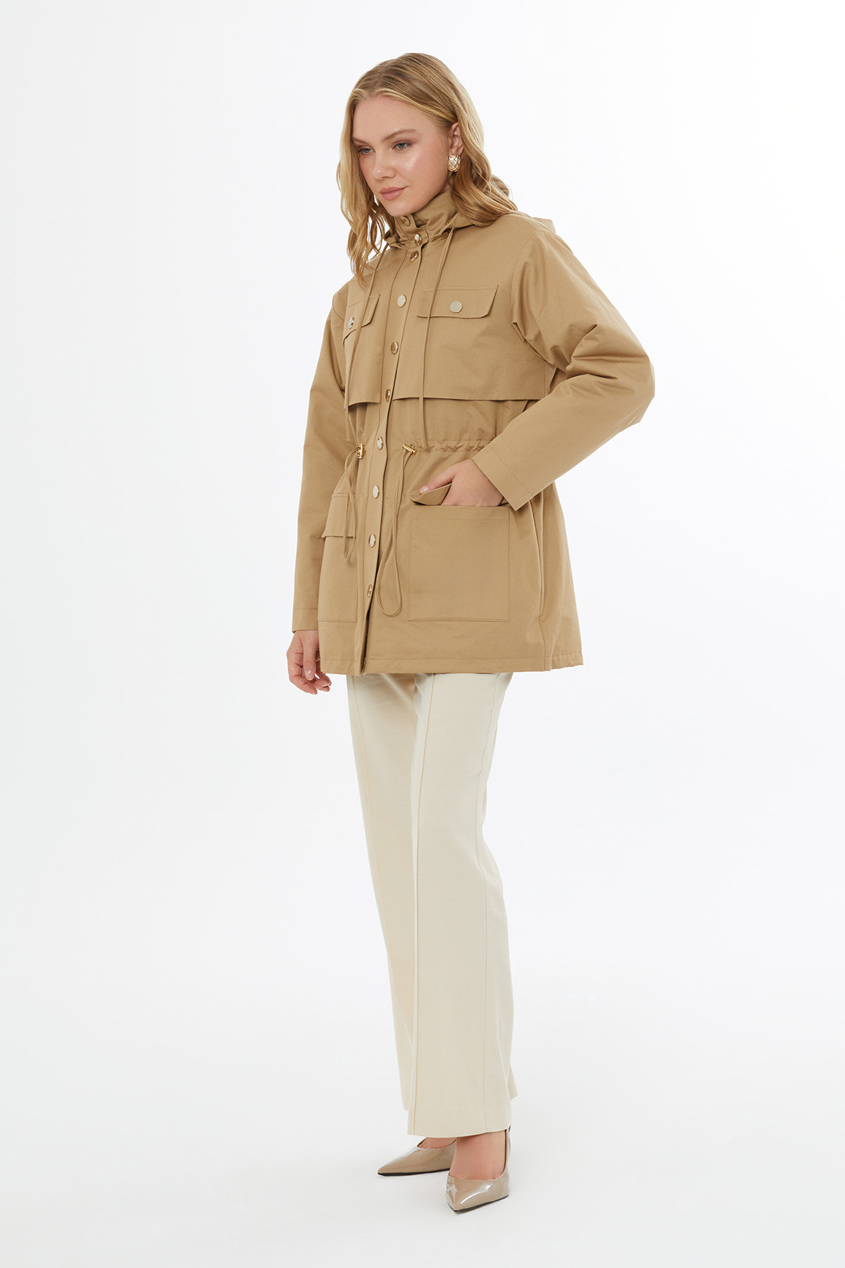 Önden Çıtçıtlı Koldan Büzgülü Stoperli Ceket