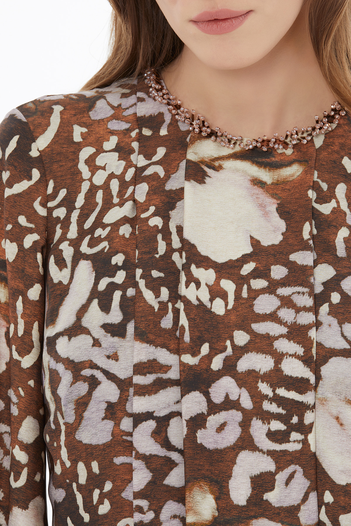 Yaka Boncuk İşleme Detaylı Maxi Elbise