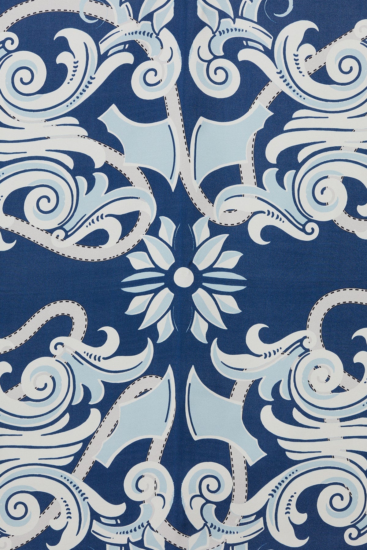 Çiçek Desenli Motiflenmiş Desenli Eşarp