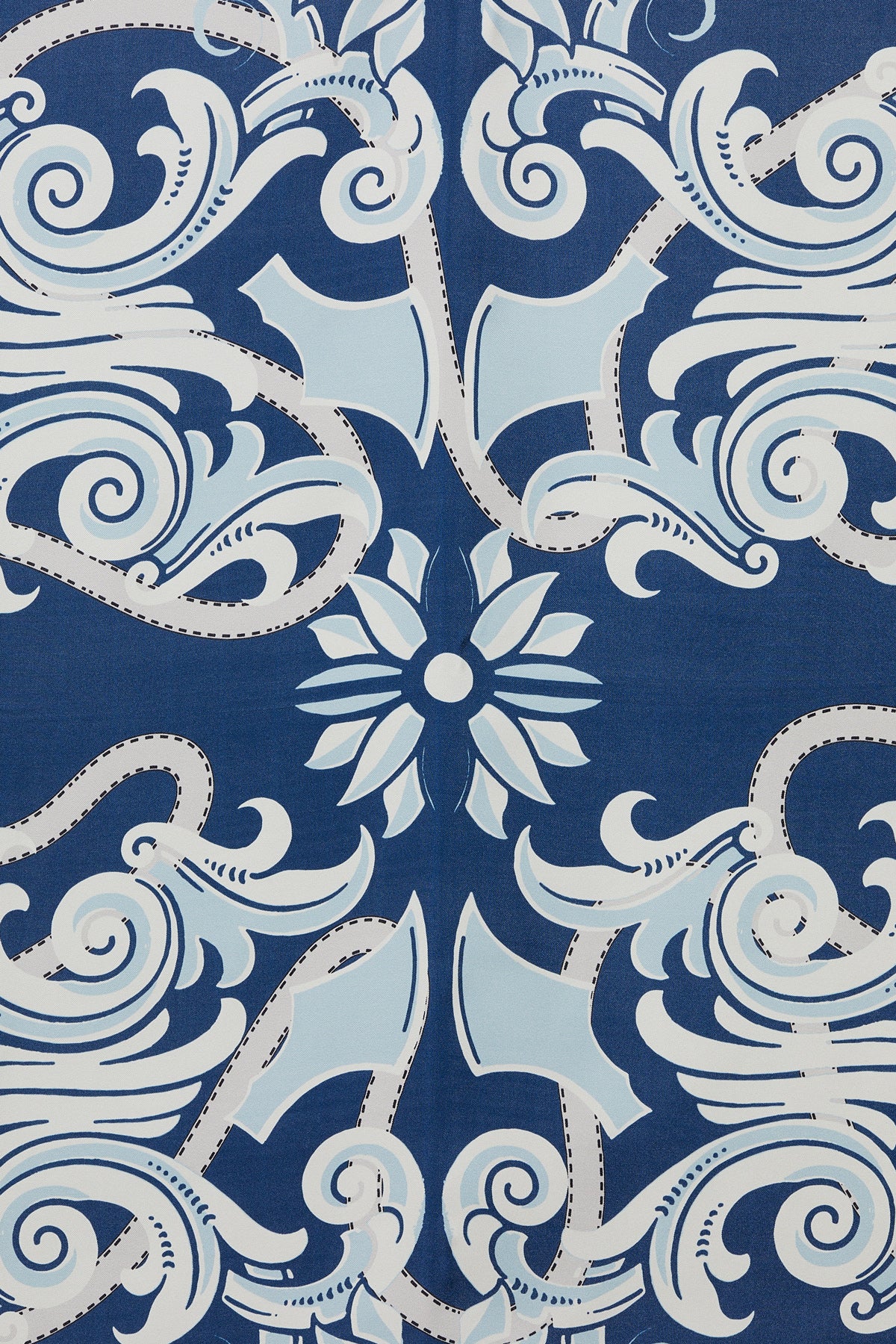 Çiçek Desenli Motiflenmiş Desenli Eşarp