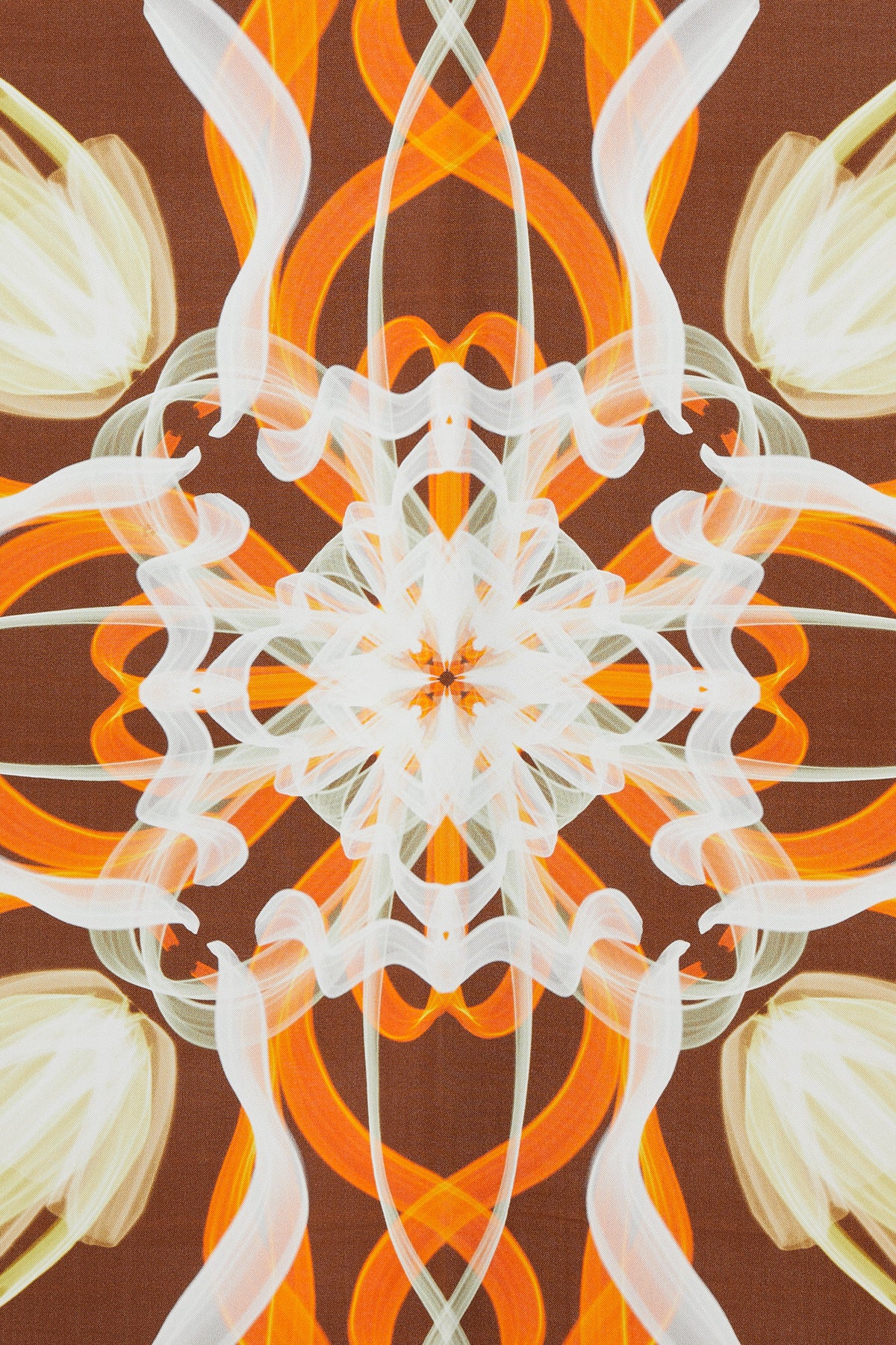 Asimetrik Çizgisel Soyut Desenli Eşarp