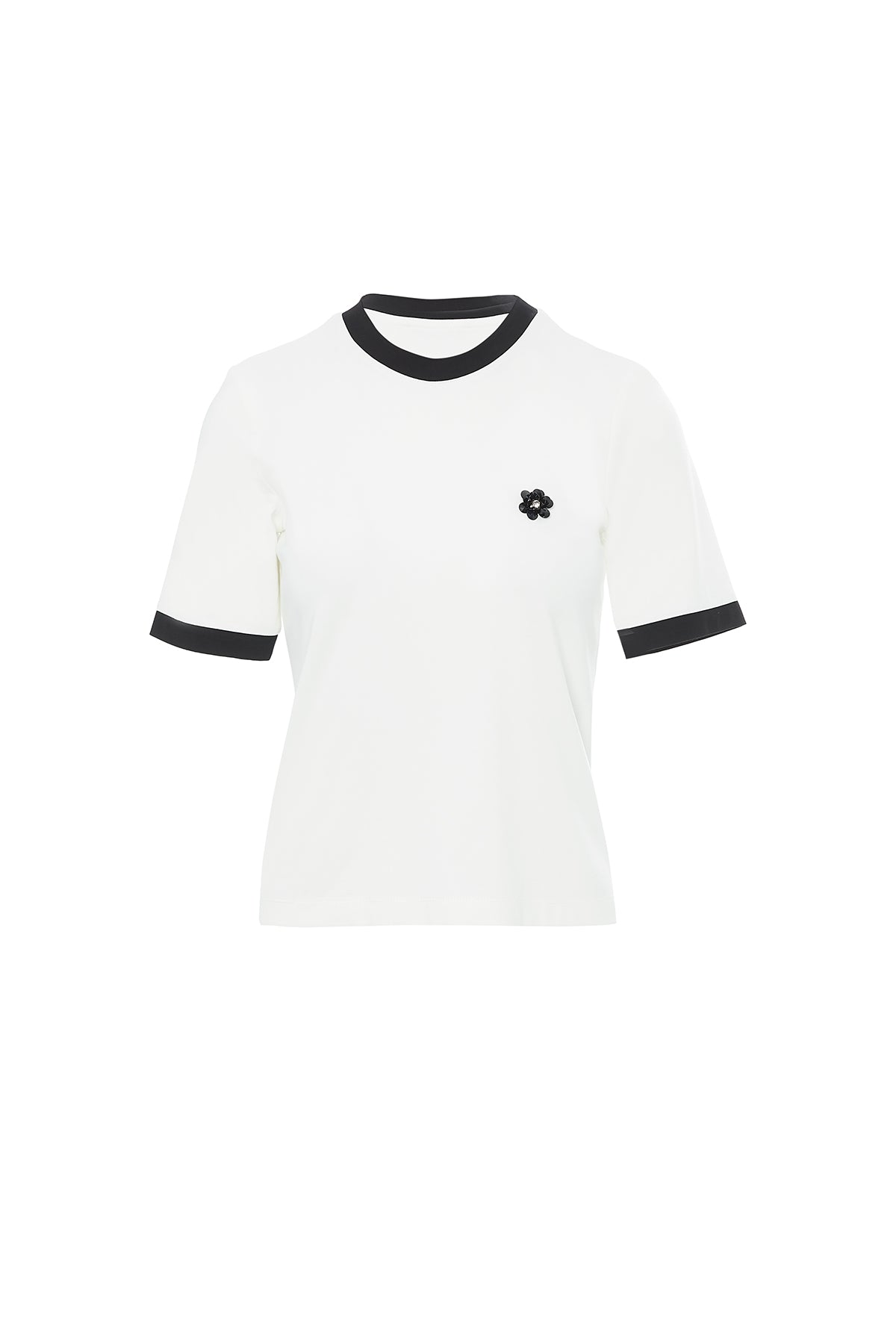 Broşlu Yaka Ve Kol Bantları Garnili T-Shirt