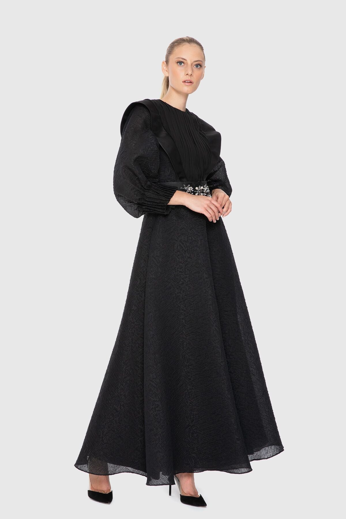 İşleme Detaylı Transparan Detaylı Uzun Abiye Elbise