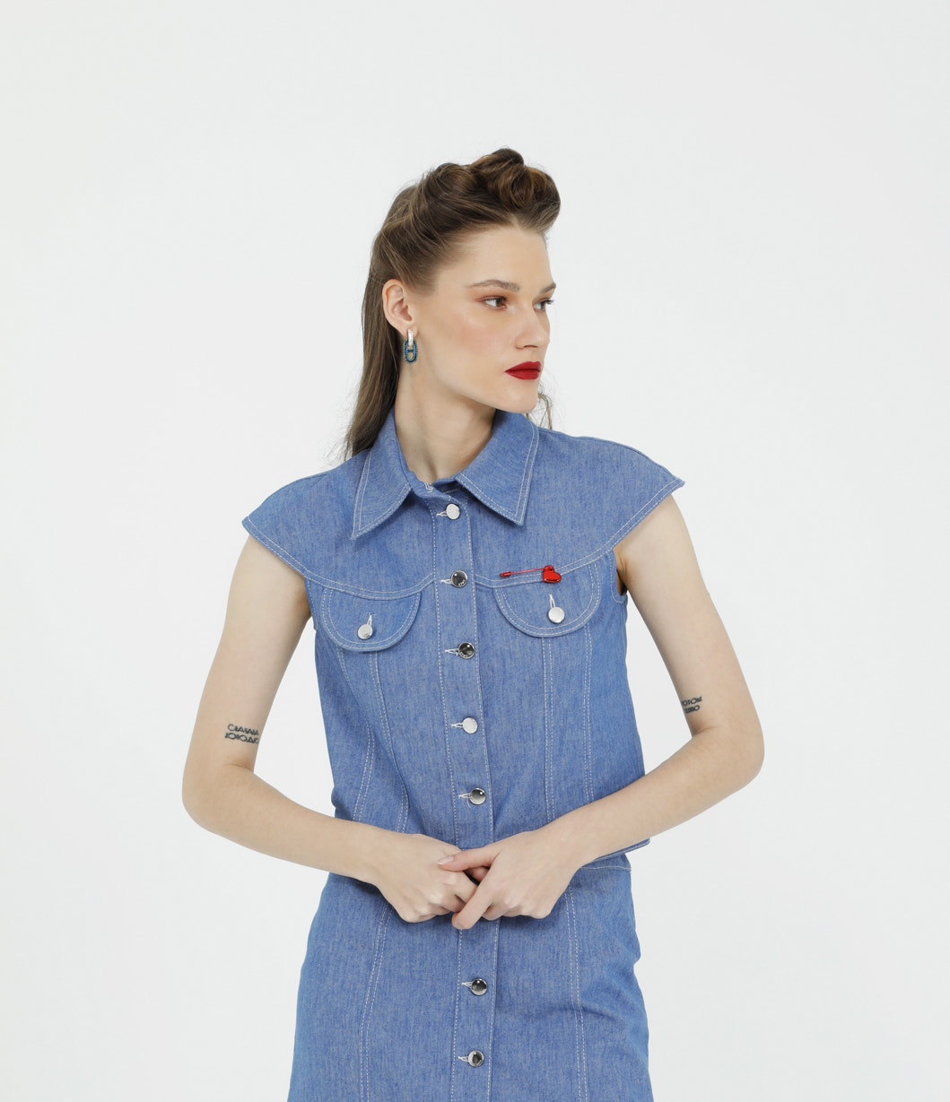 Kalp Broş Detaylı Yelek