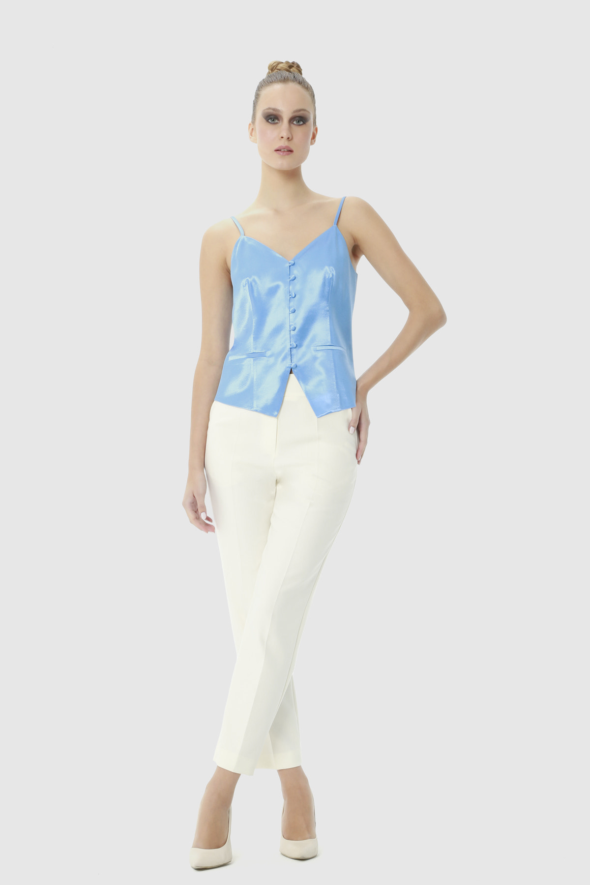 İp Askılı Brit Düğmeli Bluz