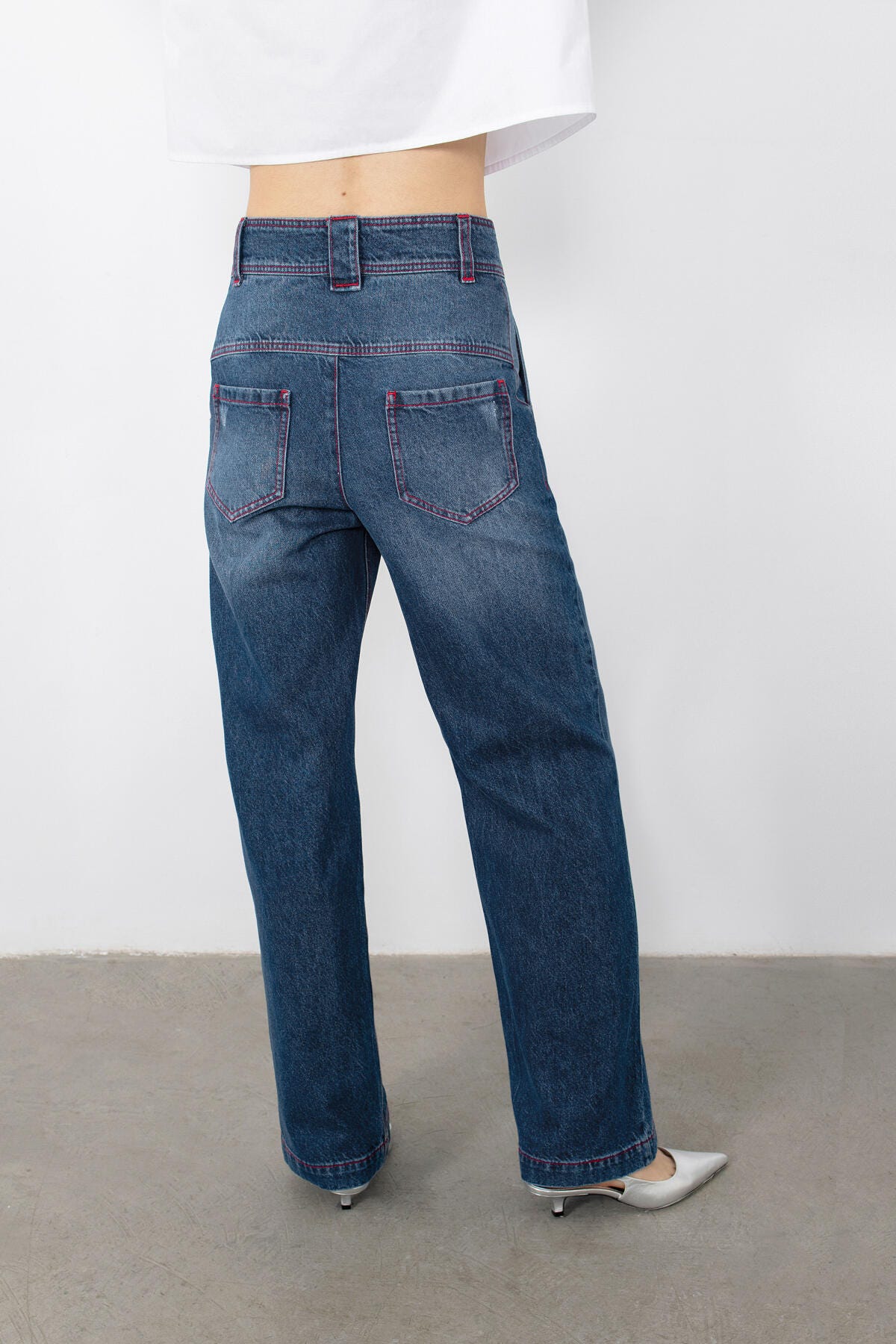 Dikiş Detaylı Düğmeli Jean Pantolon