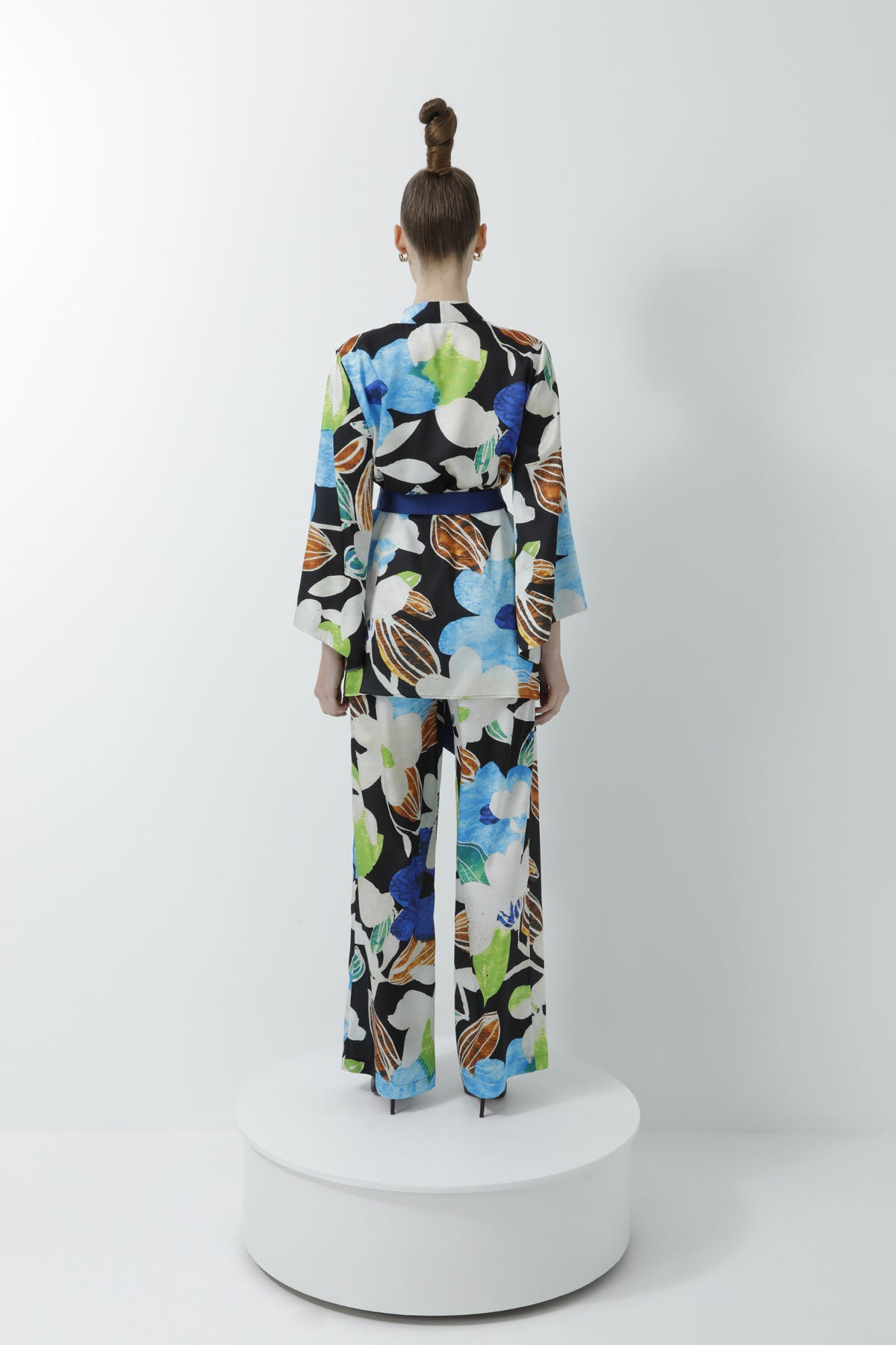 Çiçek Desenli Rahat Kesim Pantolonlu Kimano Takım