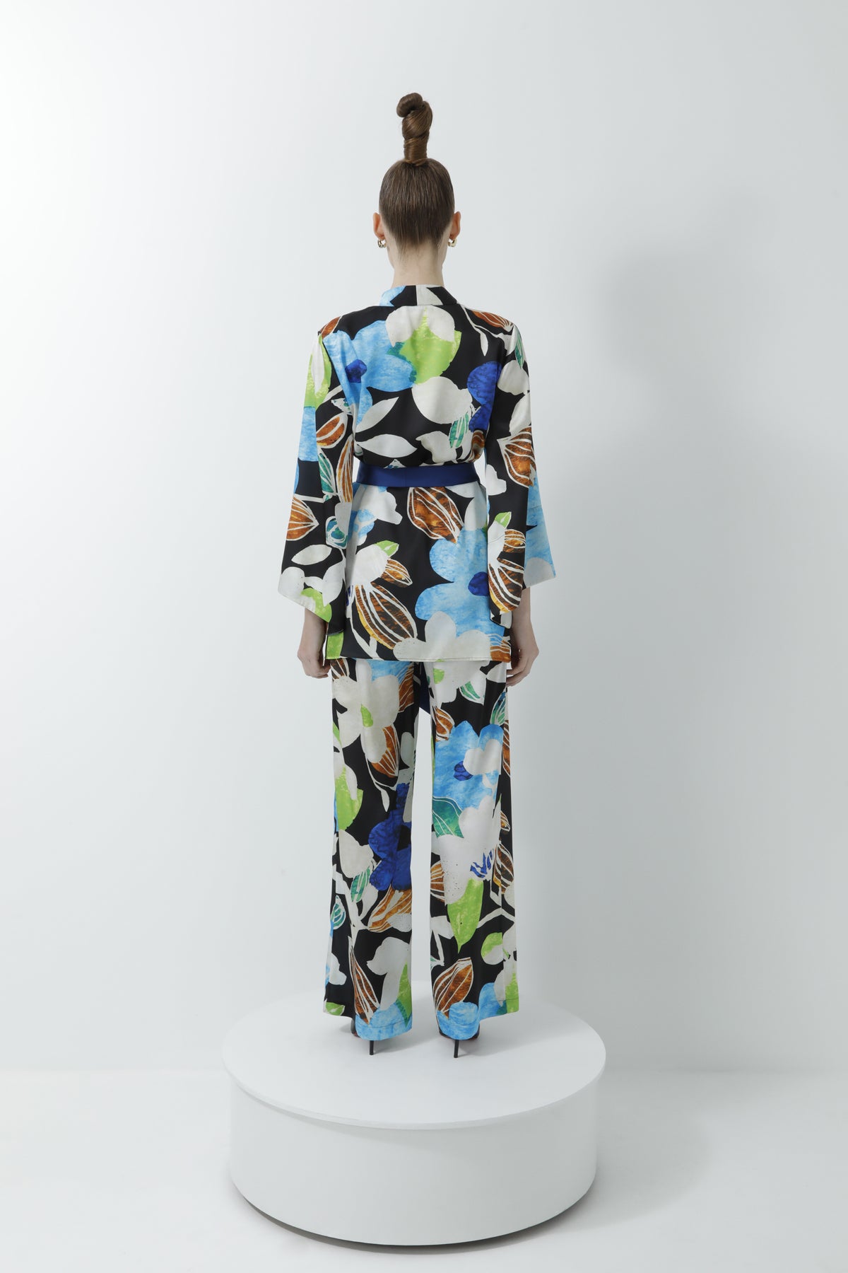 Çiçek Desenli Rahat Kesim Pantolonlu Kimano Takım