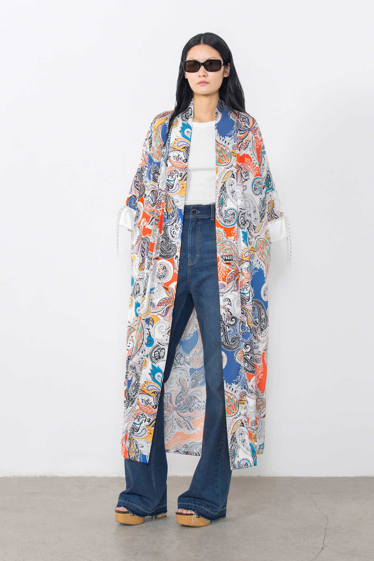 Bağcık Detaylı Belden Seyyar Kuşaklı Kolları Bantlı Kimono