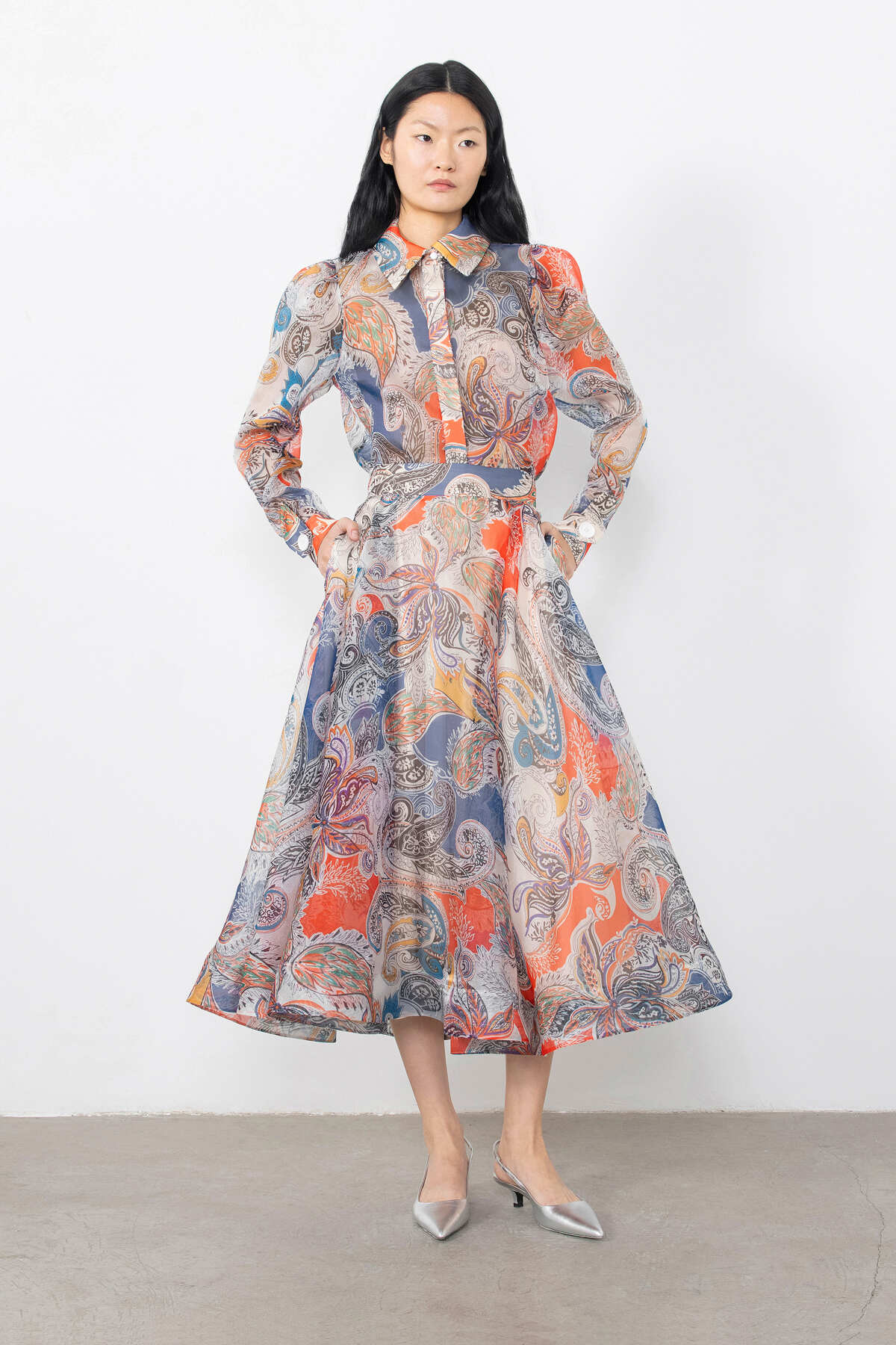 Desenli Organze Kloş Etek