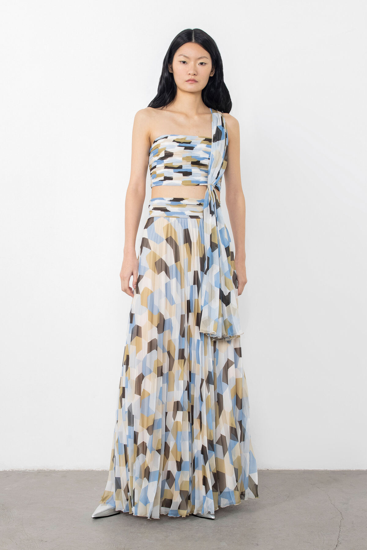 Seyyar Askılı Fermuarlı Crop