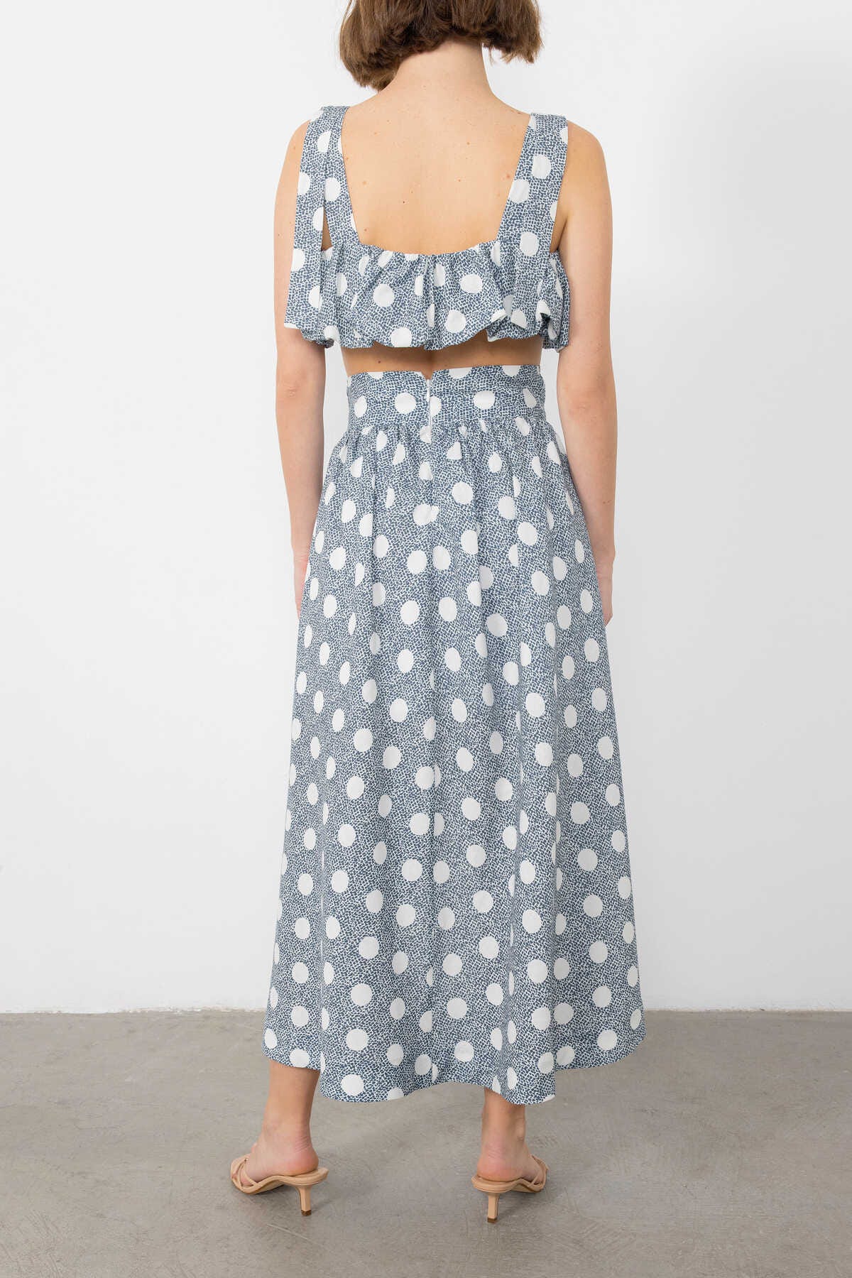 Asimetrik Yırtmaçlı Etek