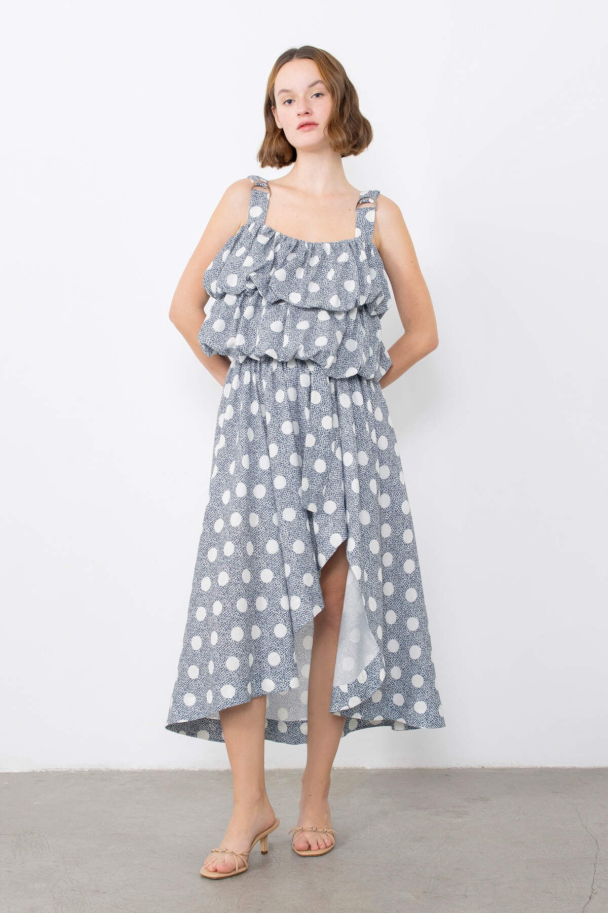 Asimetrik Yırtmaçlı Etek