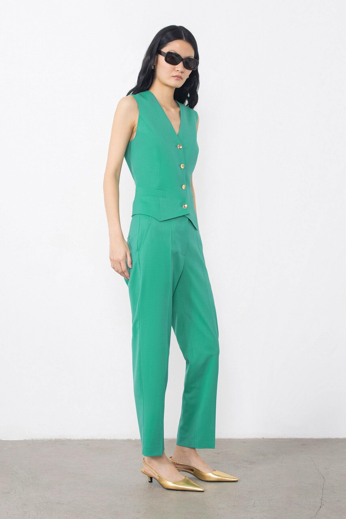 Düğme Ve Toka Detaylı Yelek