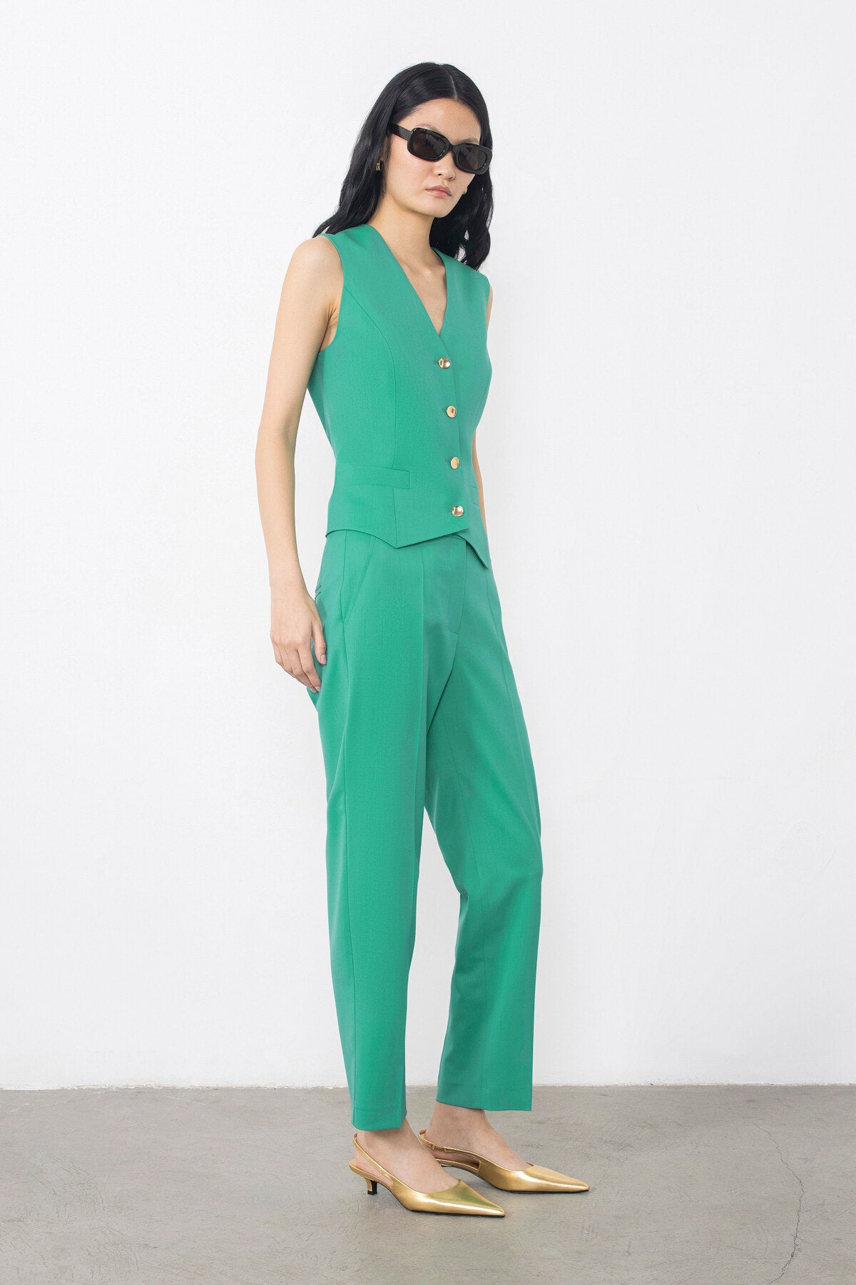 Düğme Ve Toka Detaylı Yelek