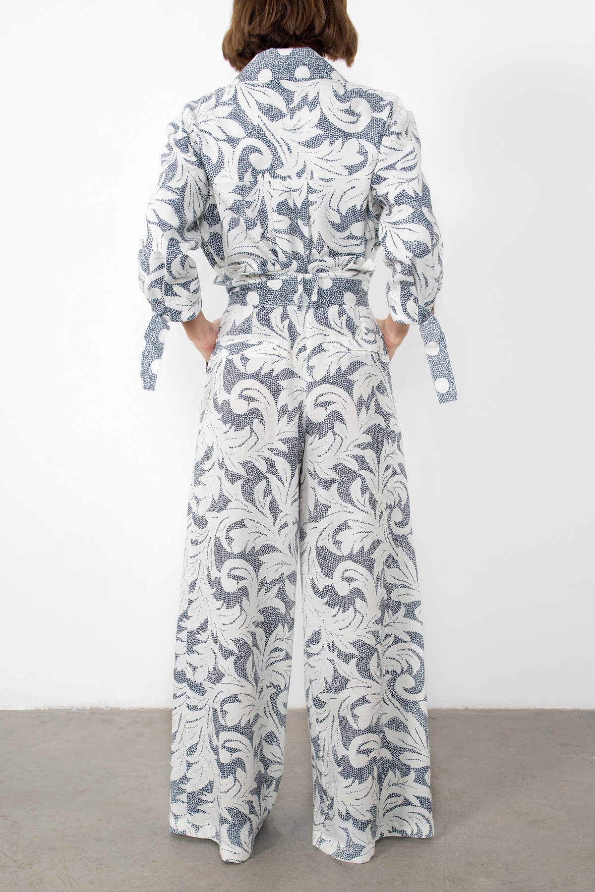 Metal Toka Detaylı Kemerli Pantolon