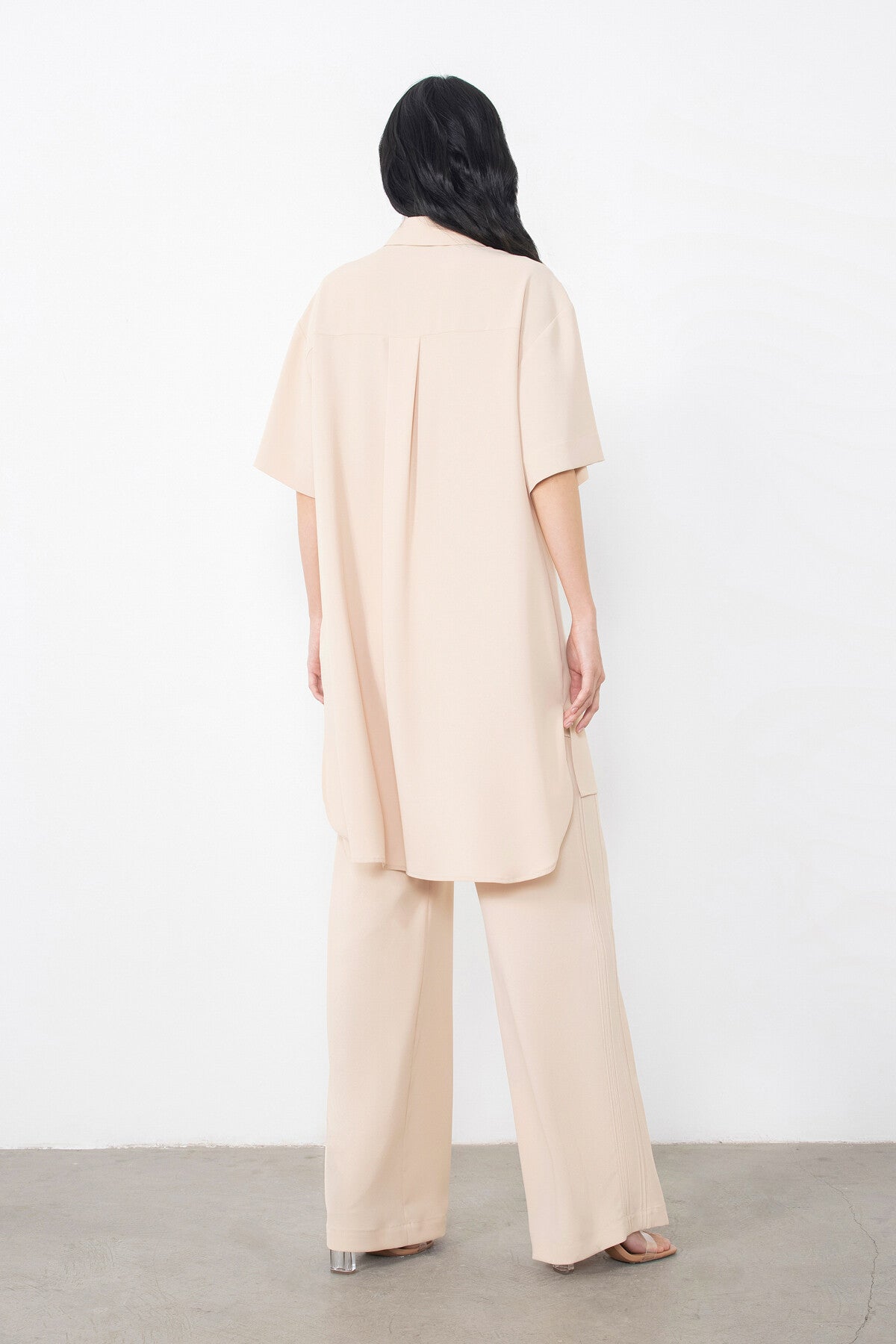 Cepleri Pilise Detaylı İşlemeli Gömlek Mini Elbise