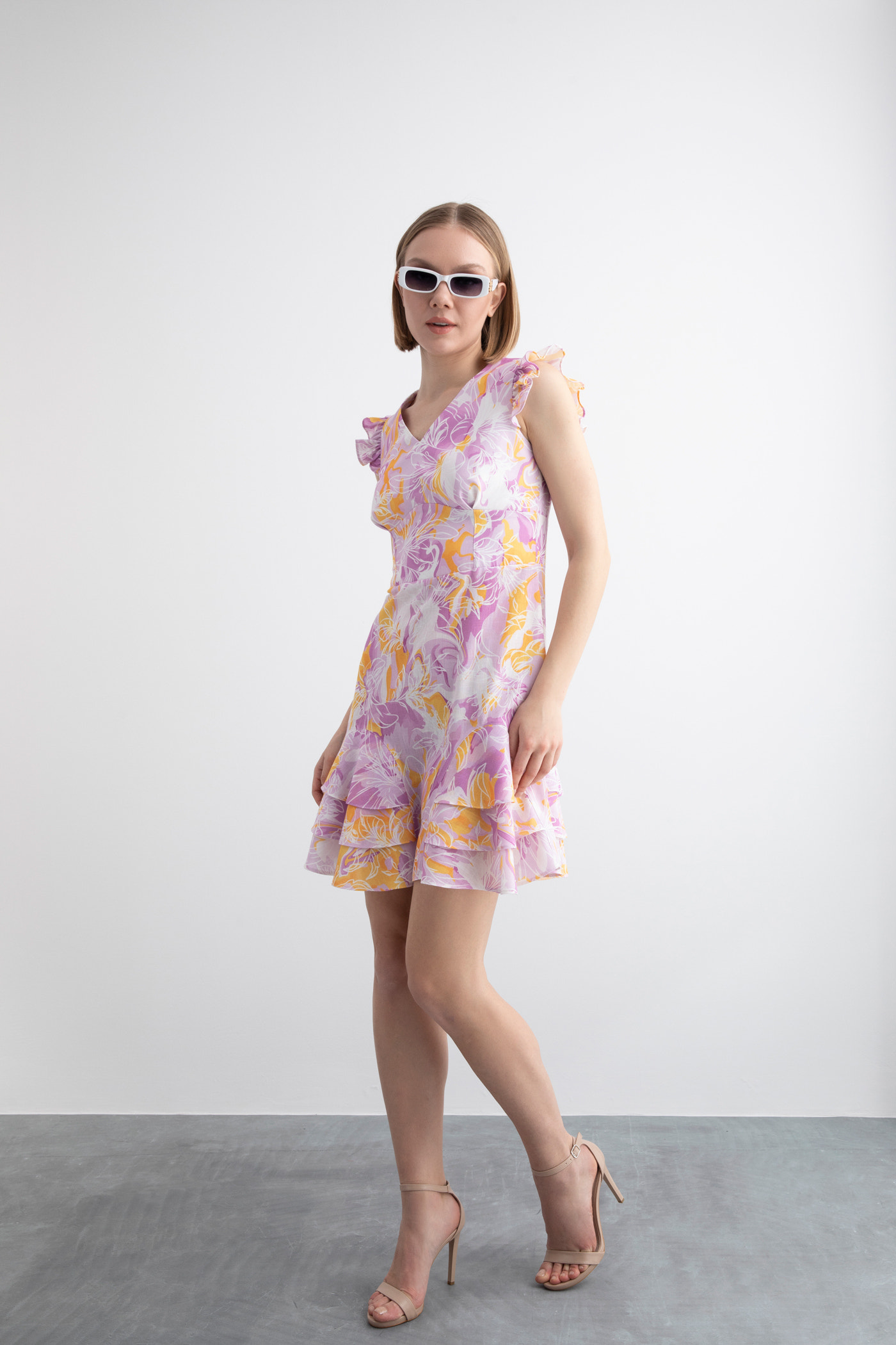 Kol Fırfır Detaylı Manolya Desenli Mini Elbise