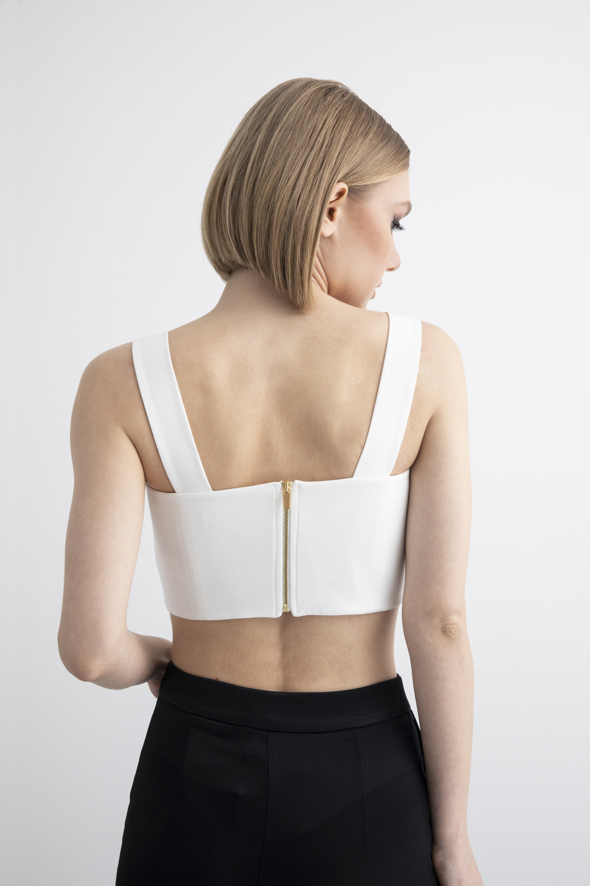 Kalın Askılı Crop Top