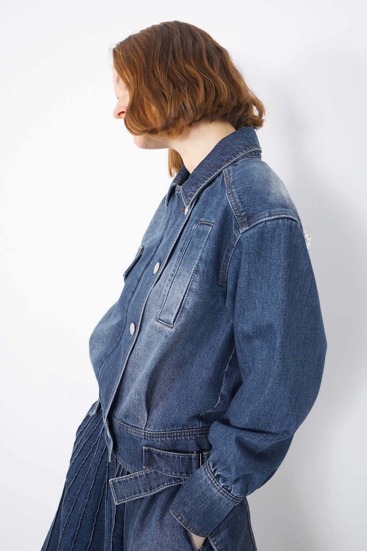 Metal Tokalı İşleme Detaylı Asimetrik Jean Ceket