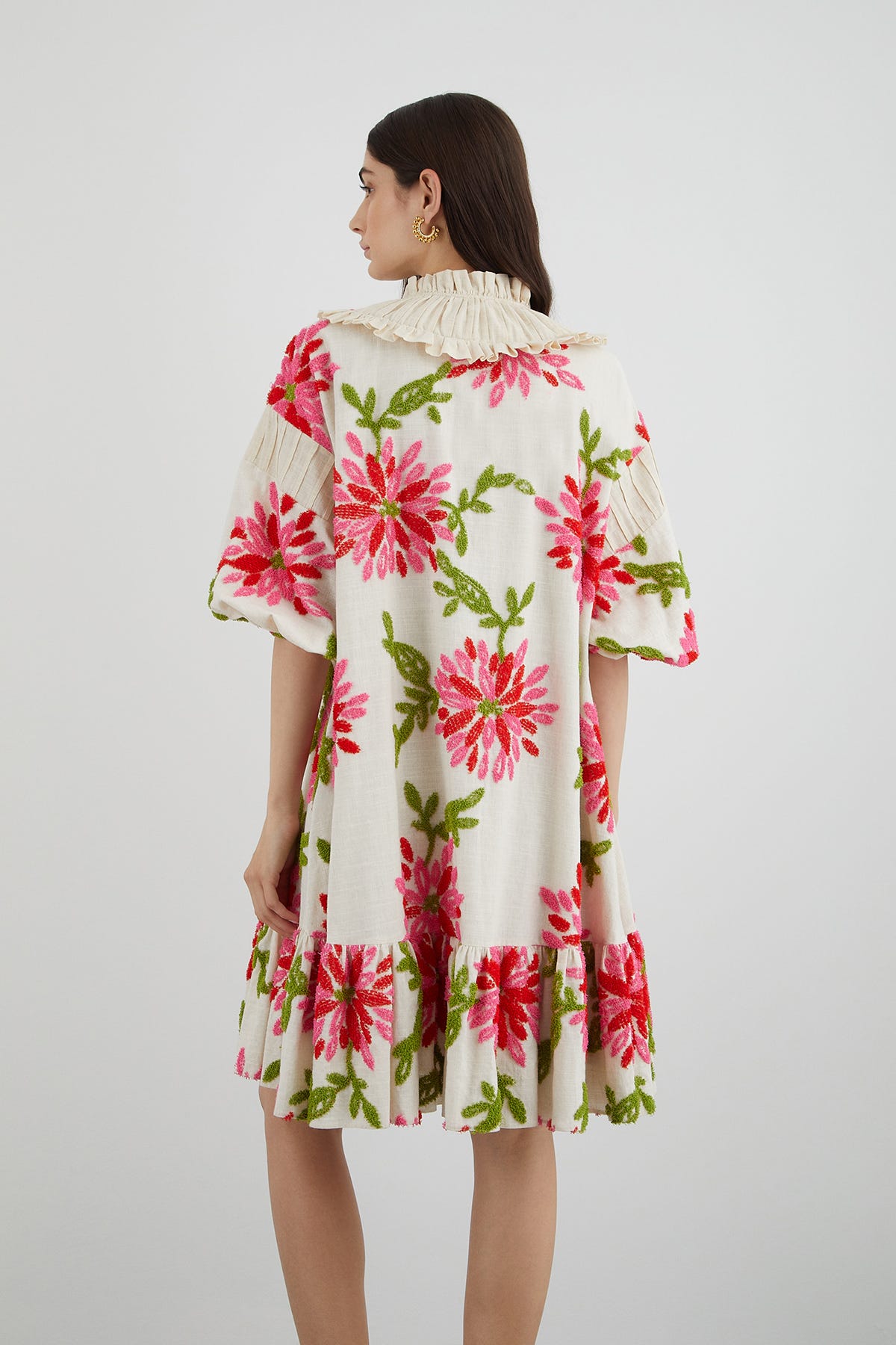 İşleme Yaka Detaylı Çiçek Desenli Midi Elbise