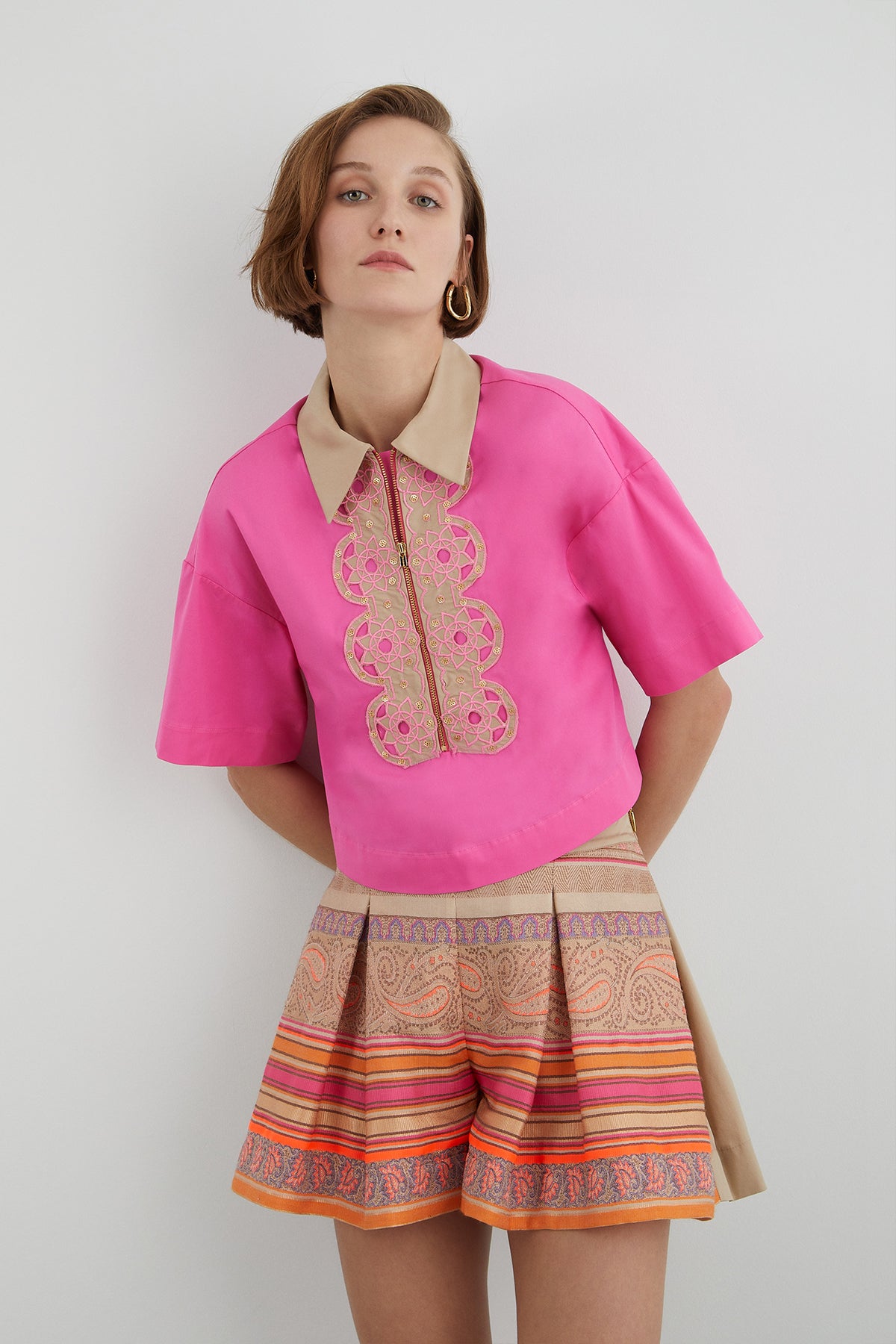 Nakış Detaylı Önden Fermuarlı Pamuklu Gömlek