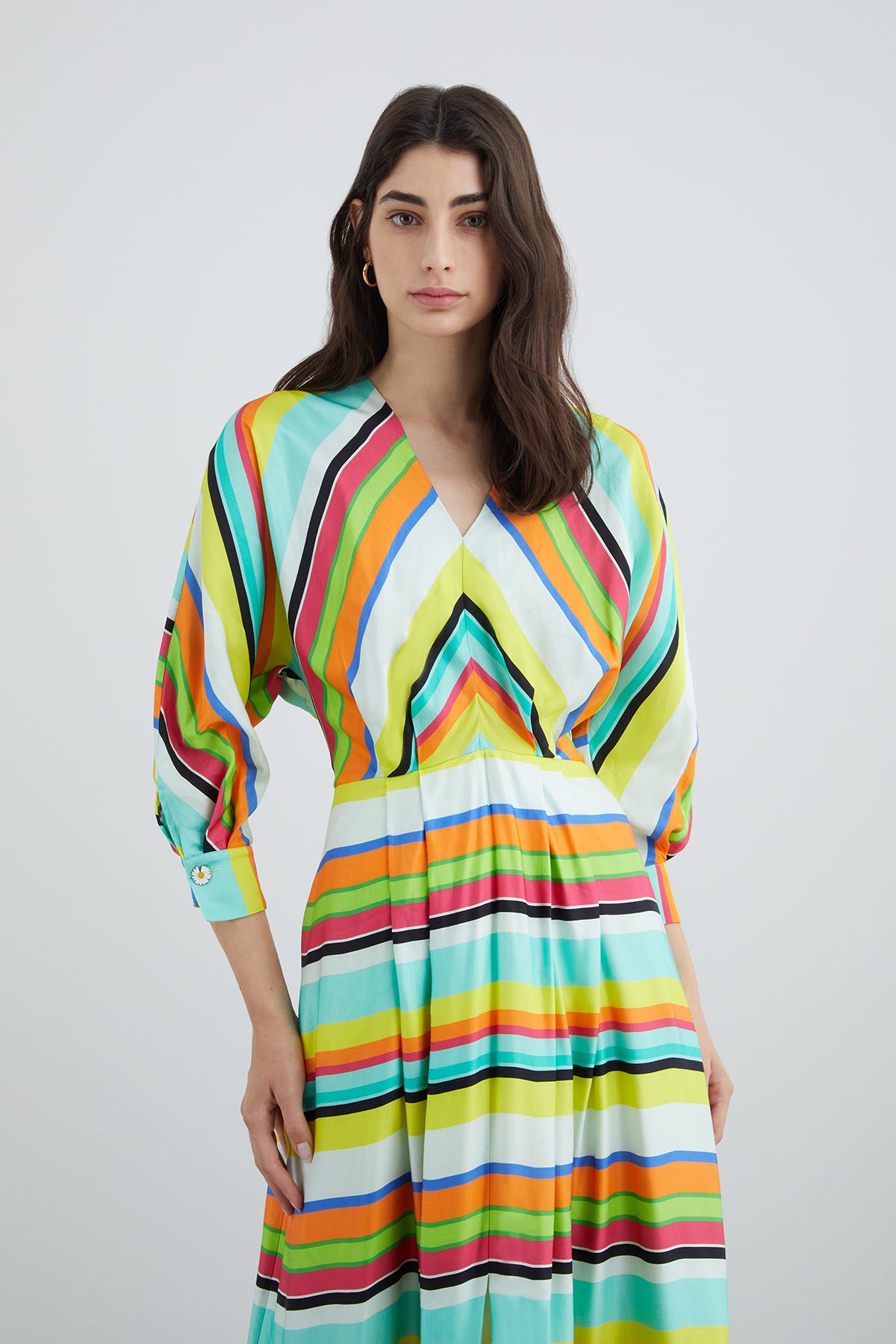 V Yaka Çizgili Midi Elbise